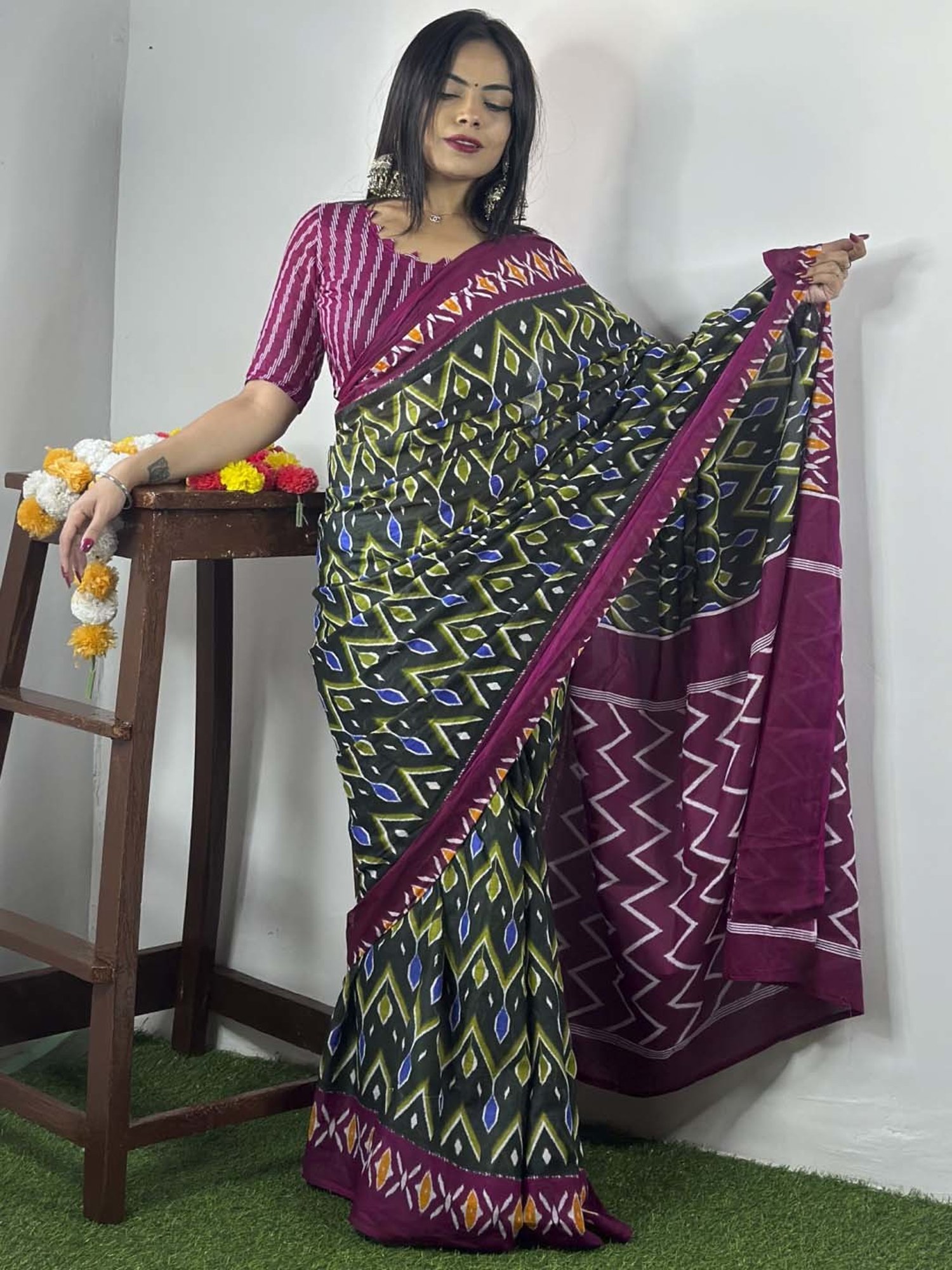 Saree Mall Green & Purple Cotton Printed Saree With Unstitched Blouse