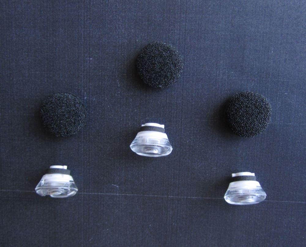 3pcs Small (S) Size Eartips for Plantronics Voyager Legend and Legend UC Wireless Bluetooth Headset Ear Gel Bud Tip Gels Buds Tips Eargel Earbud Eartip Eargels Earbuds