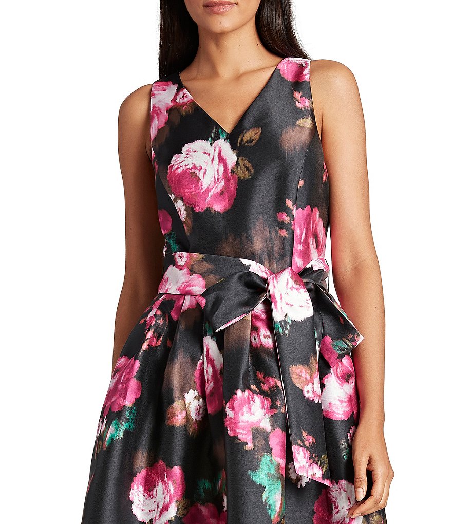 Tahari ASL Sleeveless Floral V-Neck A-Line Dress