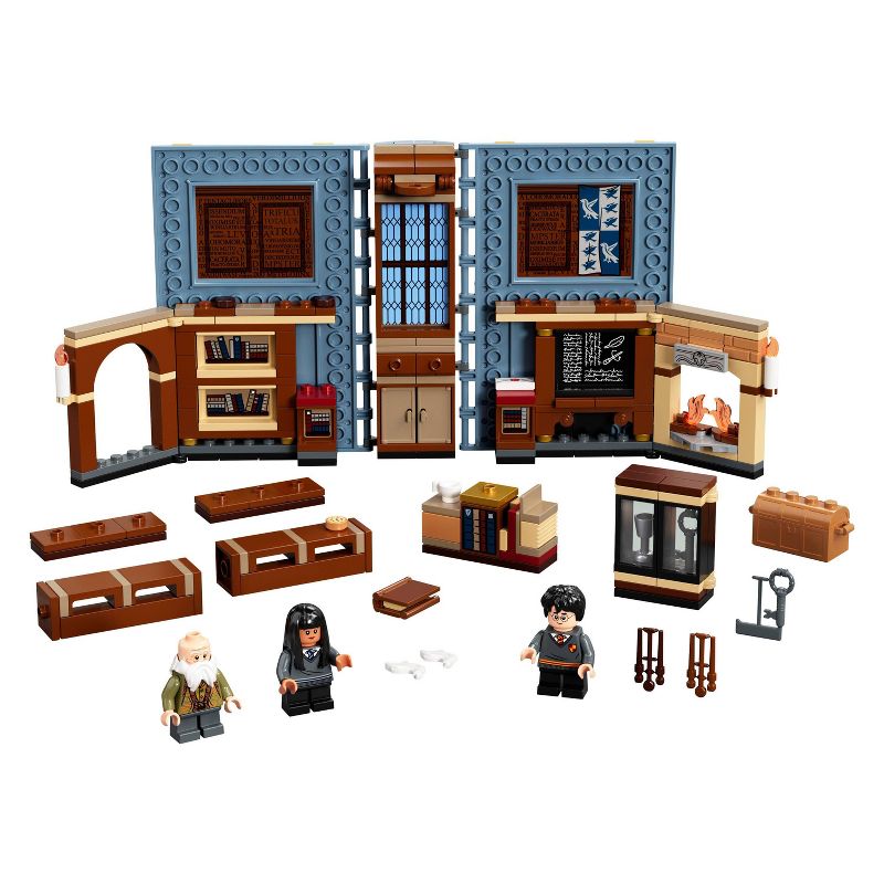 LEGO Harry Potter Hogwarts Moment: Charms Class; Brick-Built Book Playset 76385