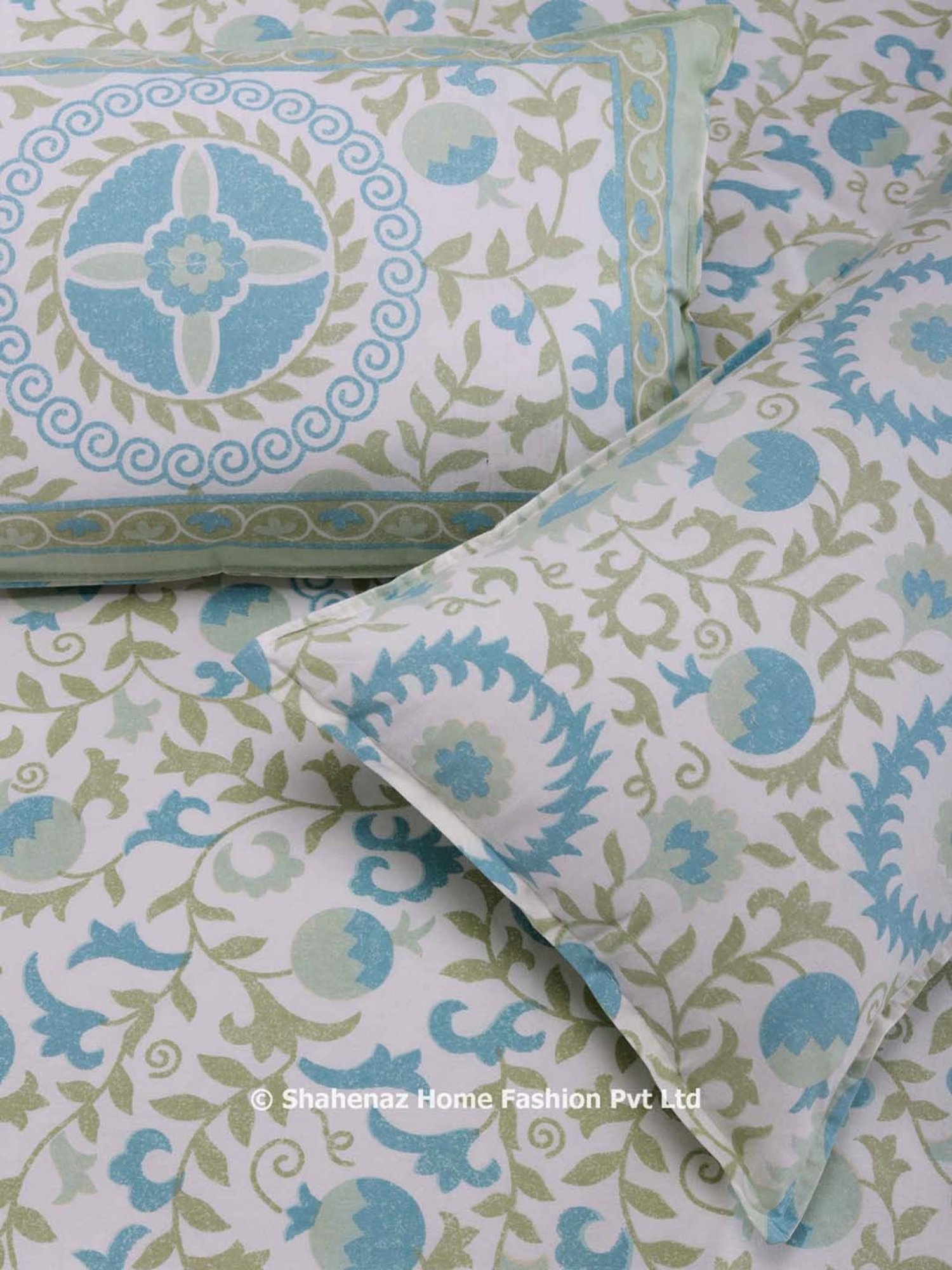 Shahenaz Olive & Turquoise 120 TC Cotton Gayatri Pomegranate Double Bedsheet with 2 Pillow Covers
