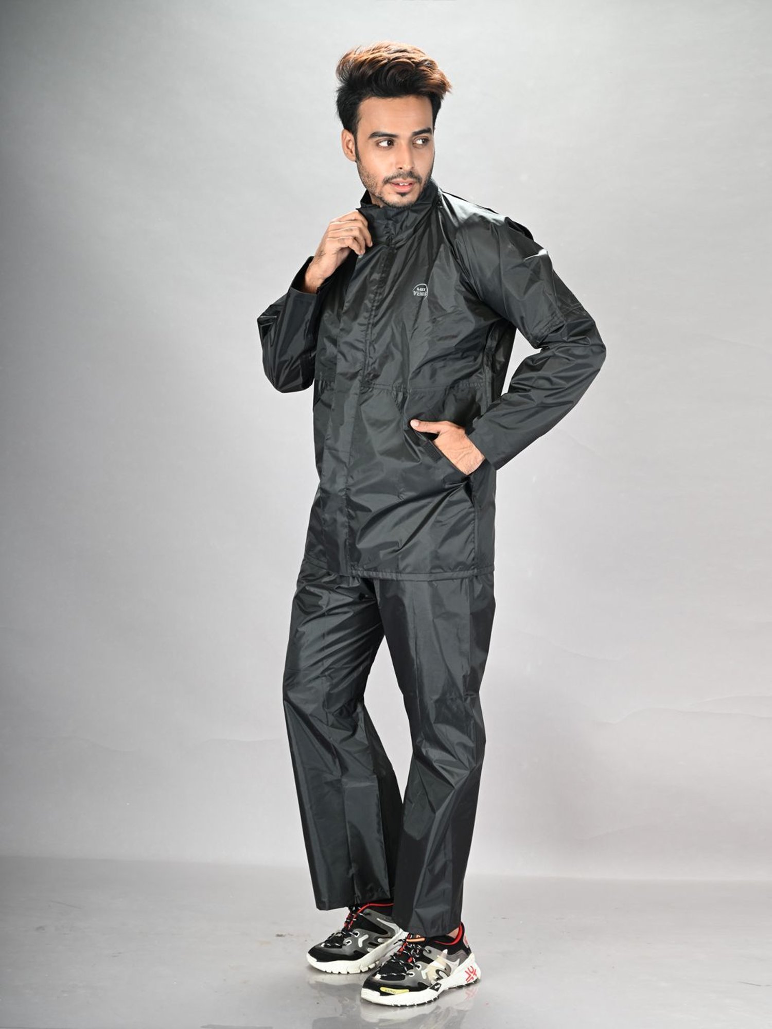 Wildcraft Red & Maroon Regular Fit Colour Block Rainwear Jacket