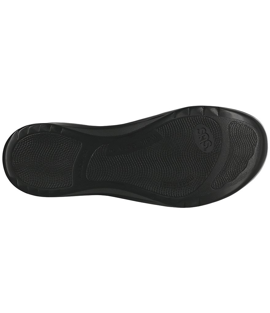 Trotters Kiera Suede Kitten Heel Pumps