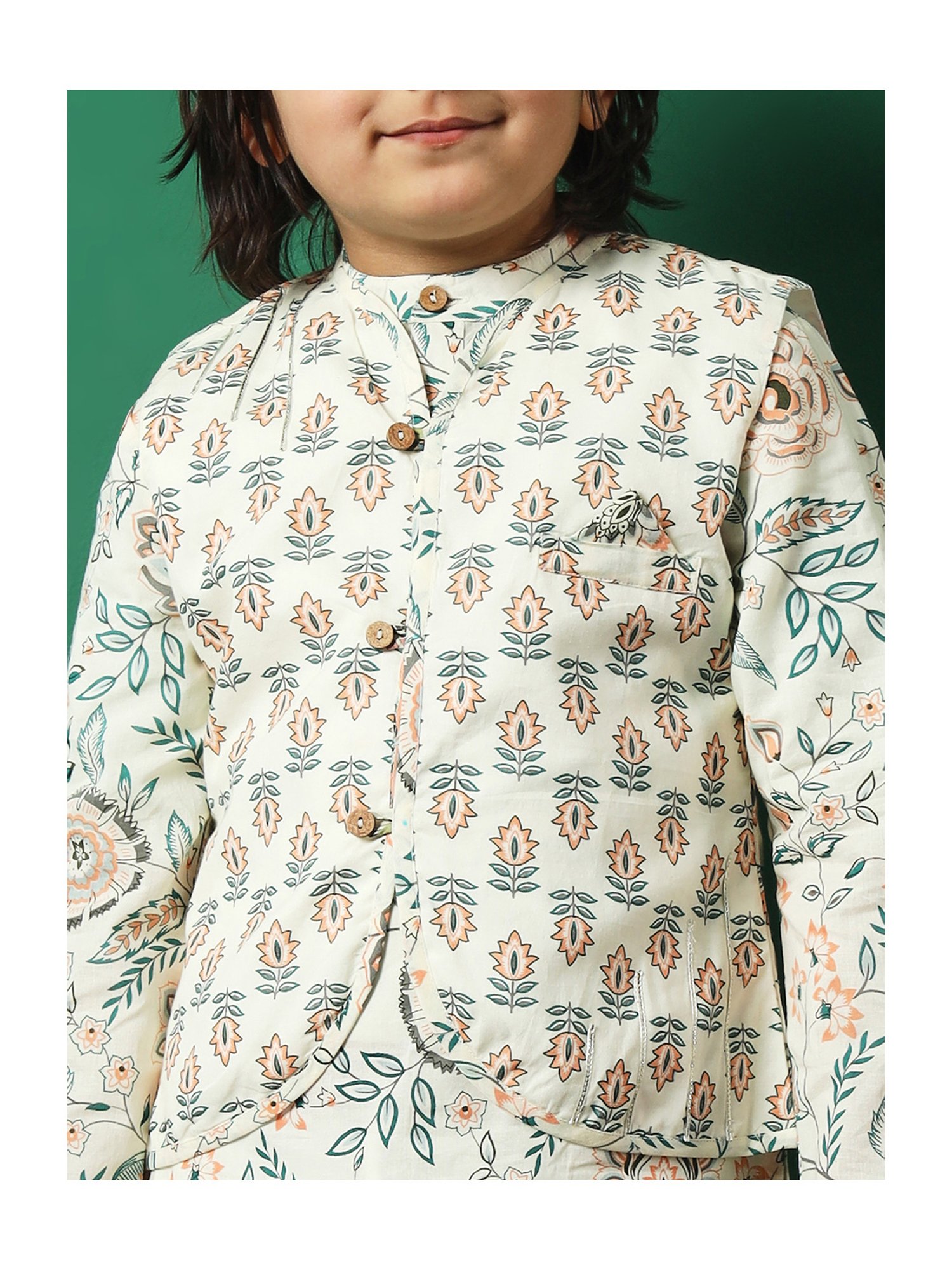 READIPRINT FASHIONS Kids White Floral Print Full Sleeves Kurta, Pyjamas with Jacket
