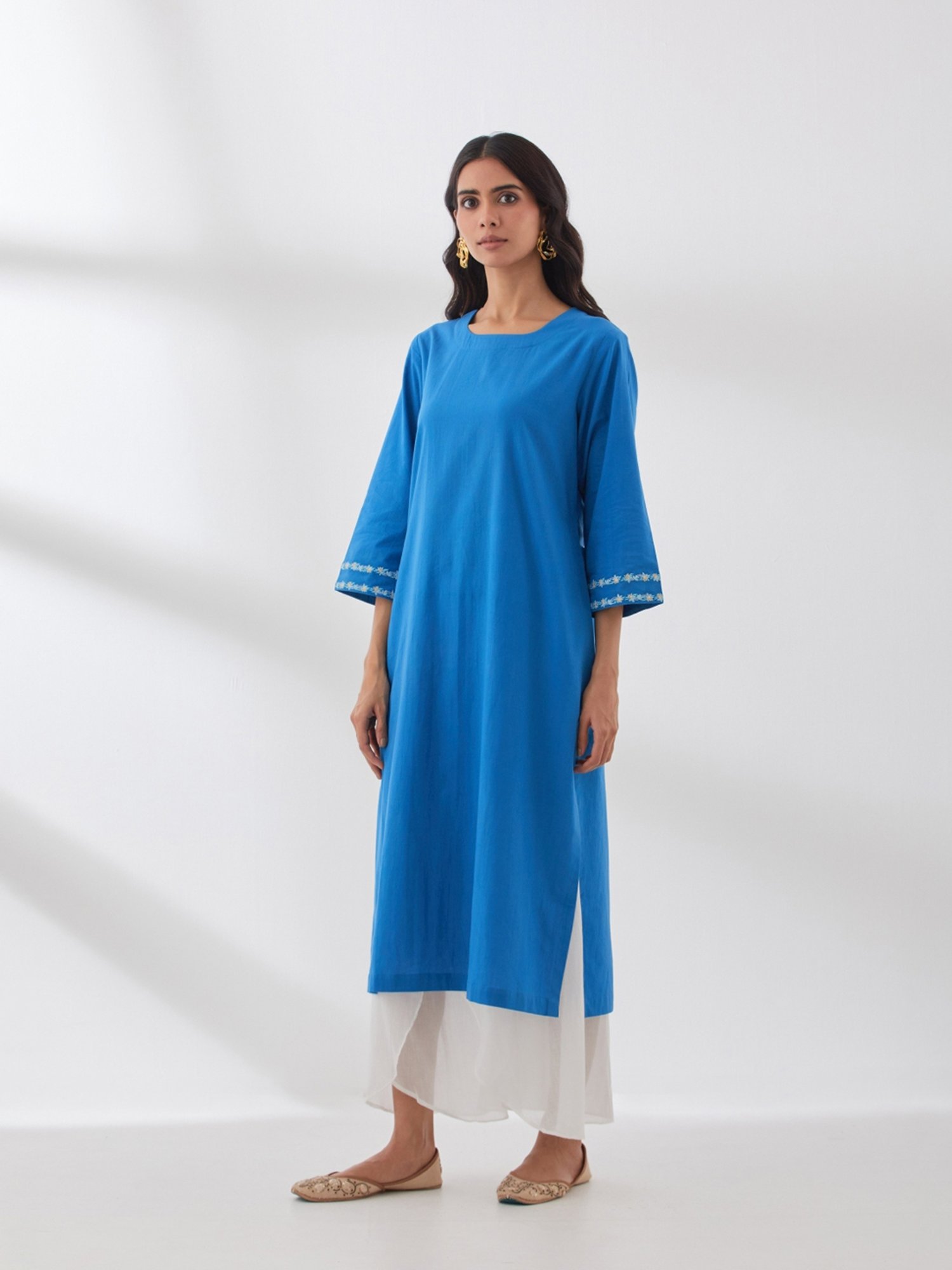 Smriti Gupta Pesas Blue Kurta