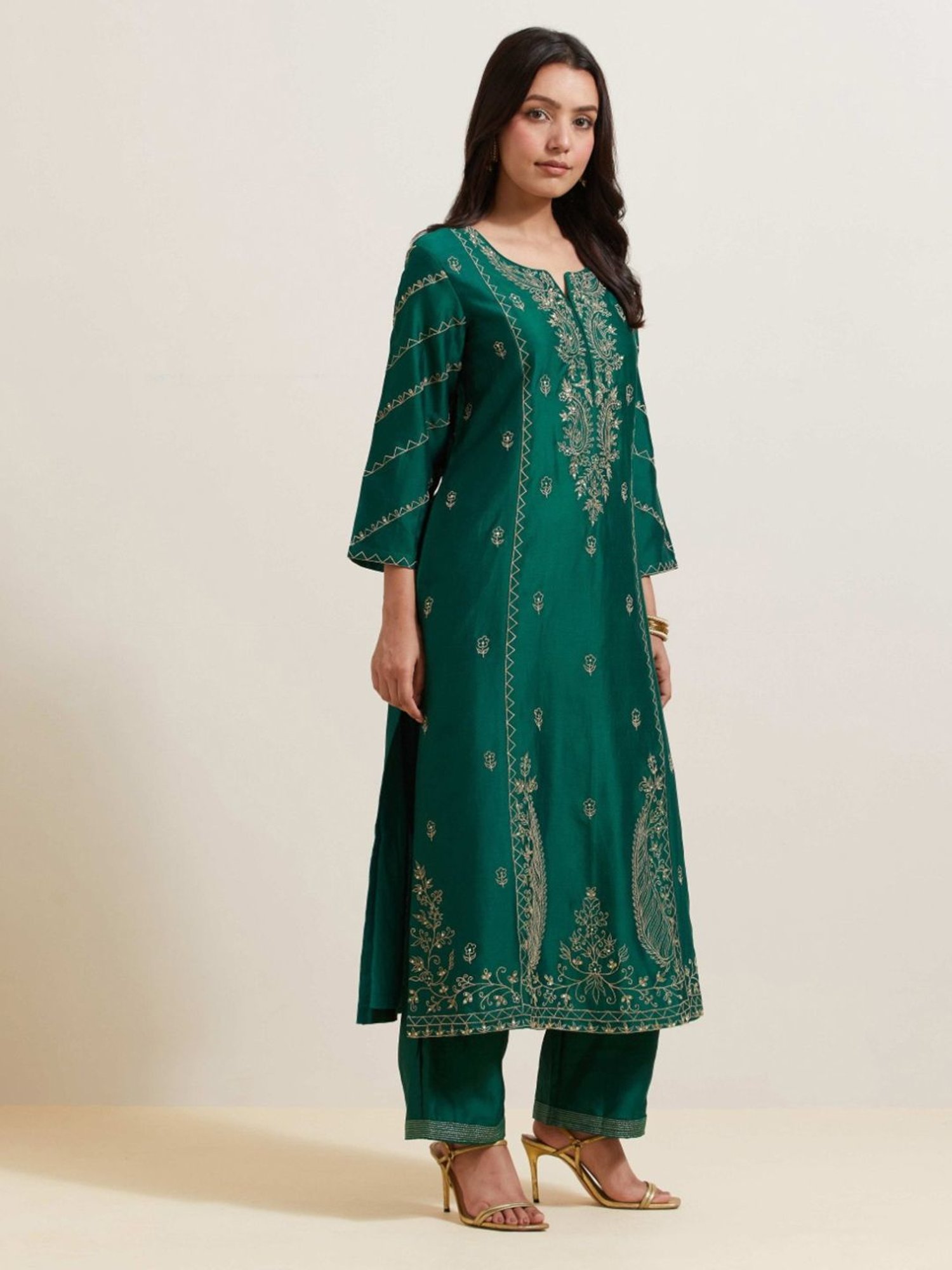 Priya Chaudhary Green Afreen Embroidered Chanderi Silk Kurta