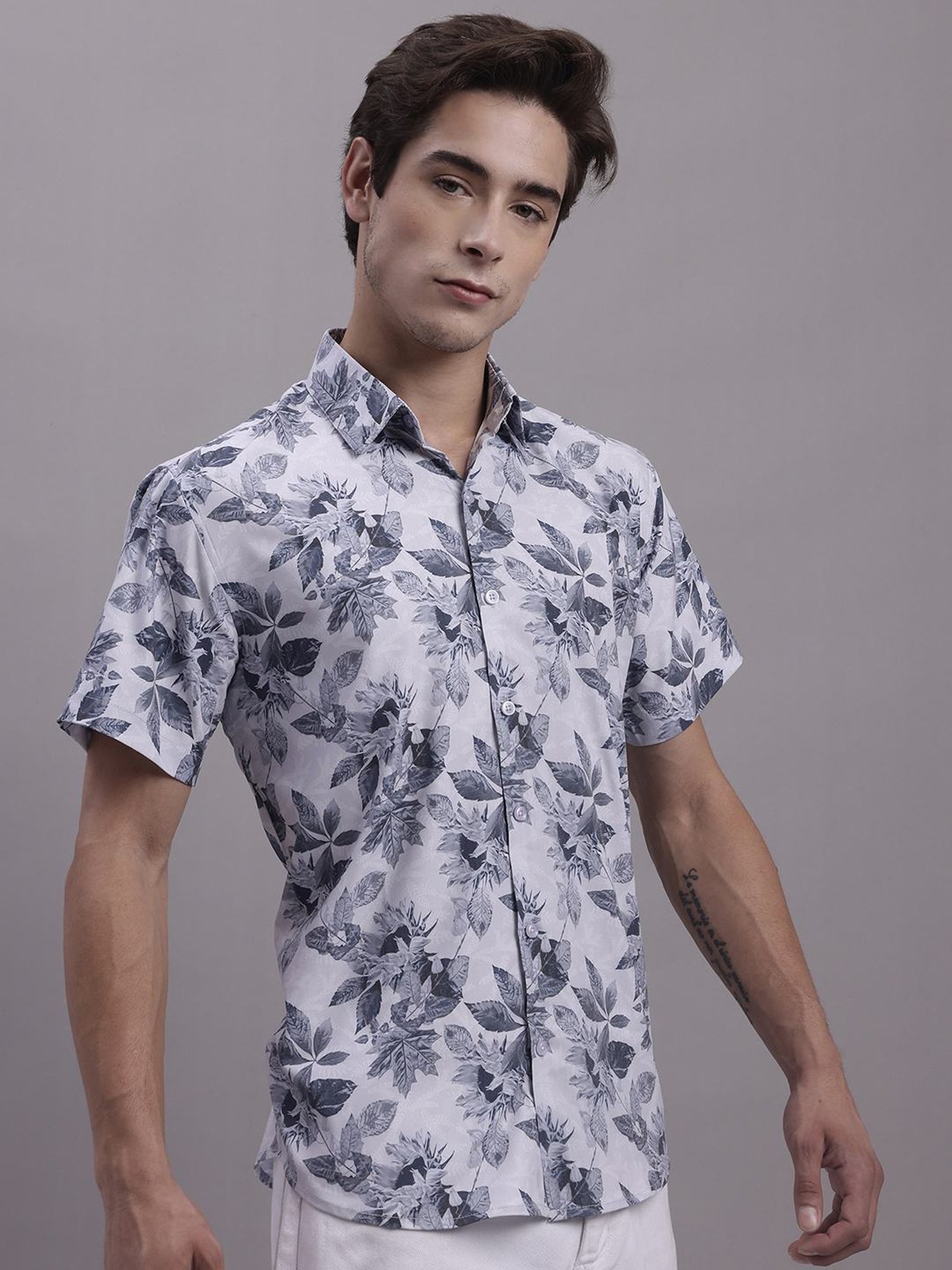Jainish Grey Regular Fit Floral Print Shirt