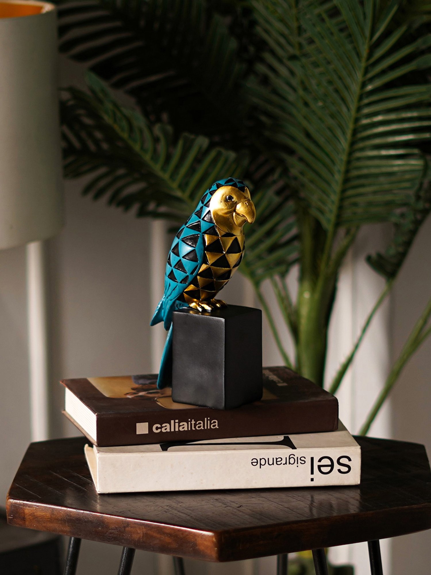 The Artment Cockatoo Symphony Geometric Resin Beauty