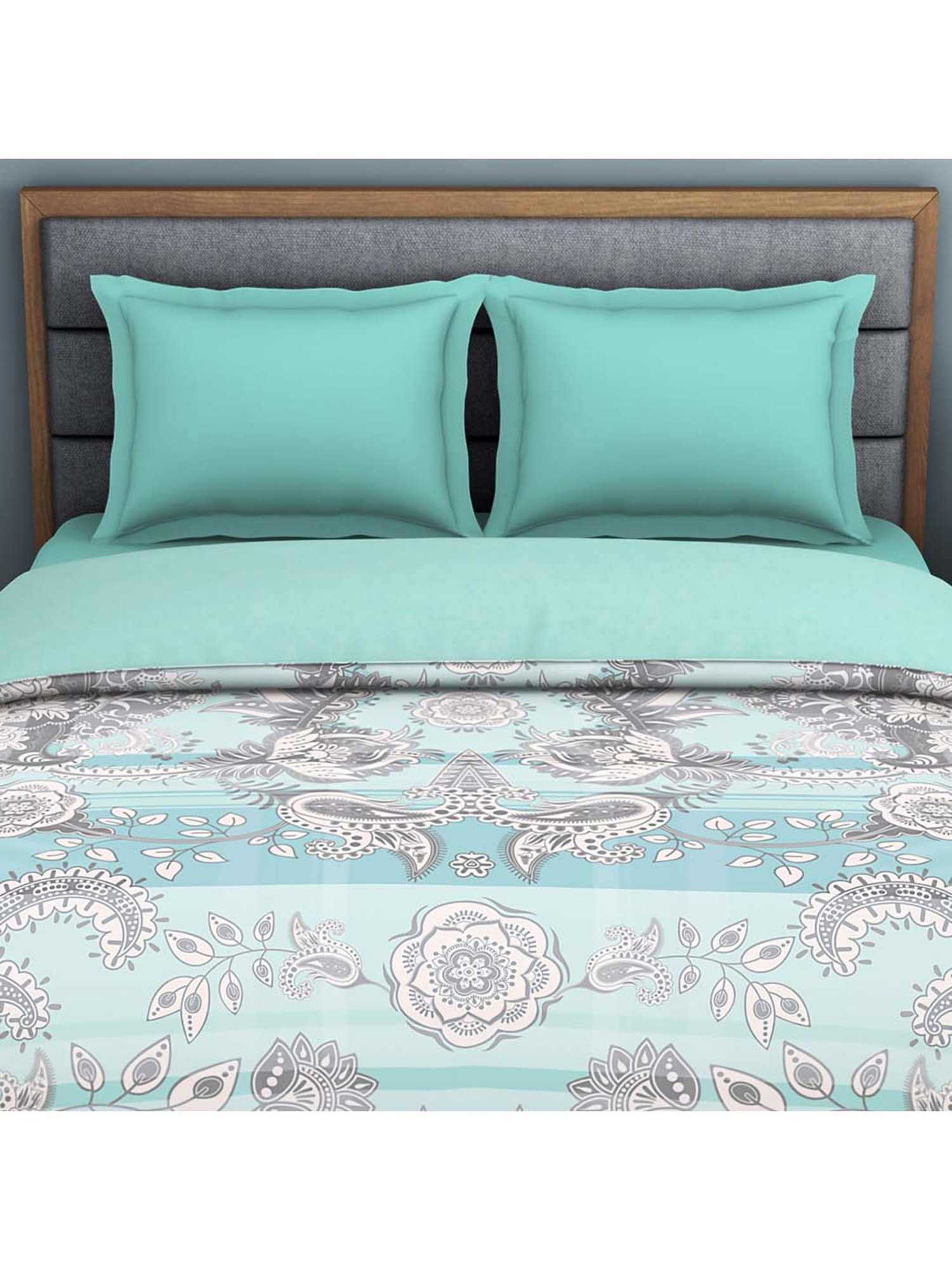 Welspun Bliss Light Silver & Blue Microfibre 120 GSM Shell Double Bed Quilt