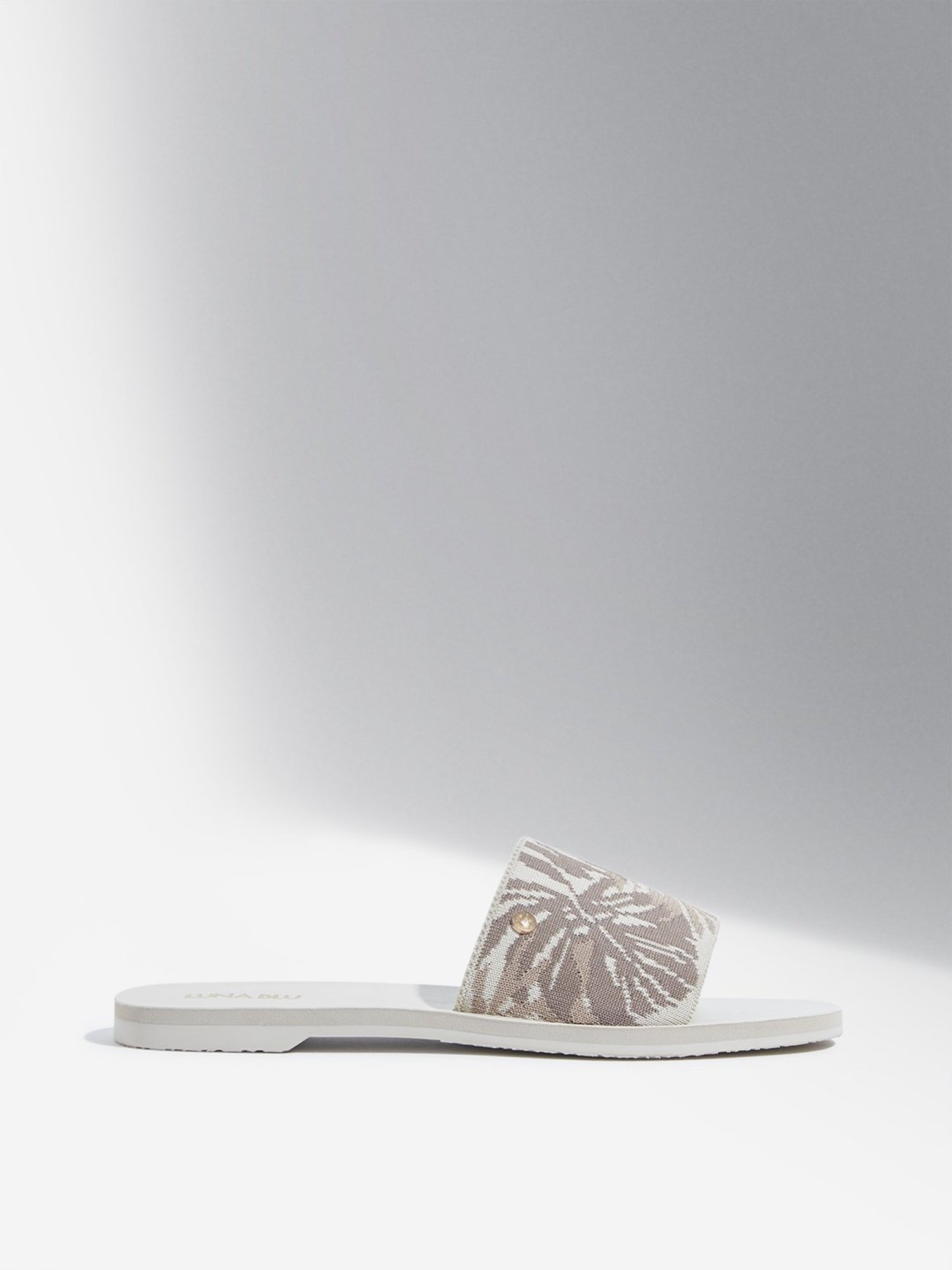 LUNA BLU by Westside Ivory Leaf Design Knitted Slides