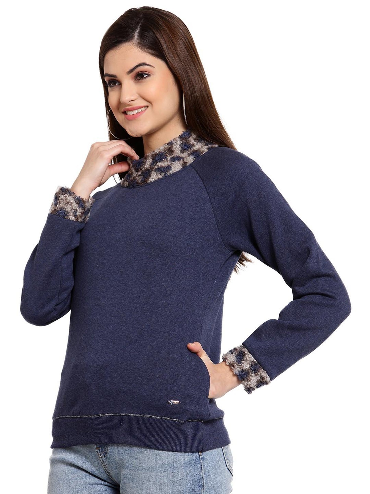 Juelle Blue Full Sleeves Sweatshirt