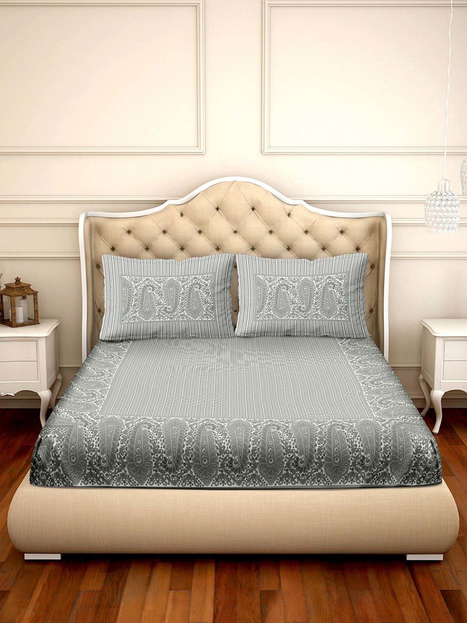 BELLA CASA Amer Printed Grey 350 TC Plain King Bedsheet with 2 Pillow Covers