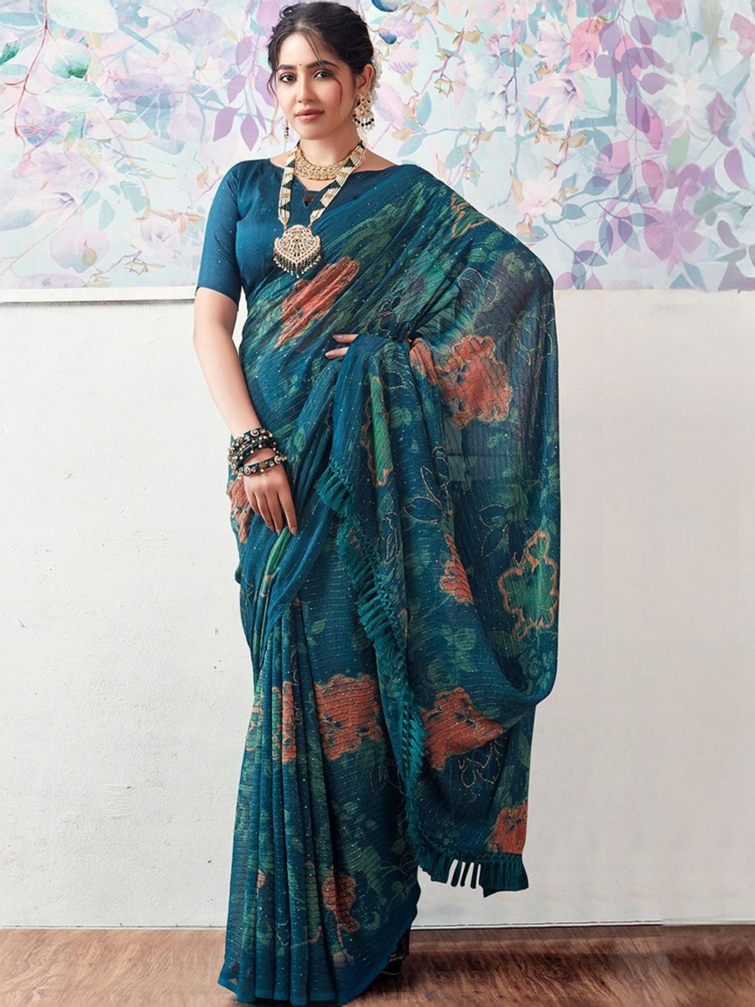 Satrani Blue Floral Print Saree With Unstitched Blouse