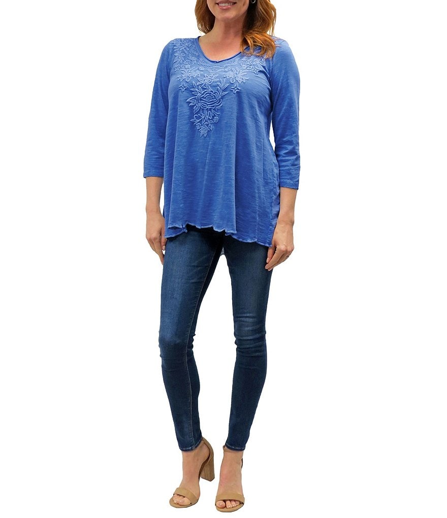 Karyn Seo Mari Vintage Tonal Embroidered V-Neck 3/4 Sleeve Scalloped Hem Cotton Tunic Top