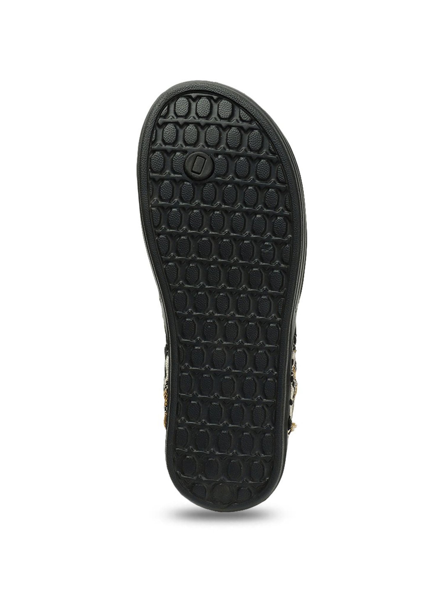 CL Sports by Carlton London Women's Black Thong Wedges