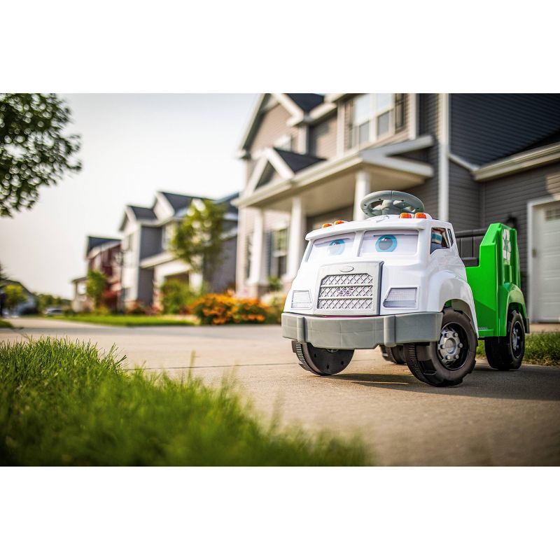 Kid Trax 6V Real Rigs Recycling Truck Interactive Powered Ride-On - Green/White