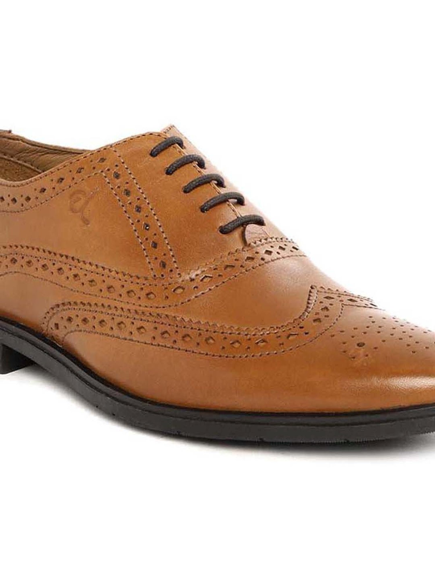 Clog London Men's Tan Brogue Shoes