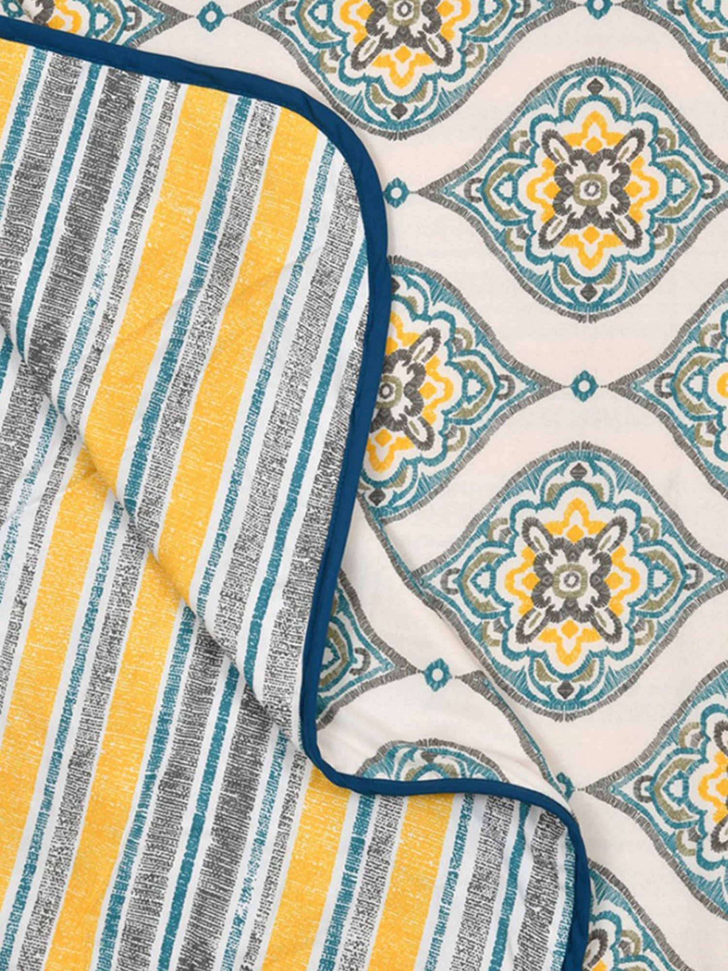 Haus & Kinder Cambric Floral Green & Yellow Cotton Single Reversible Dohar