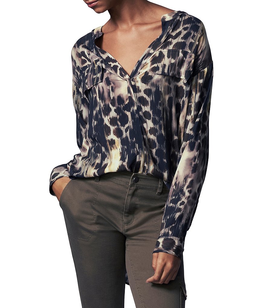 b new york Spot Animal Print Y-Neck Long Sleeve Hi-Low Tunic