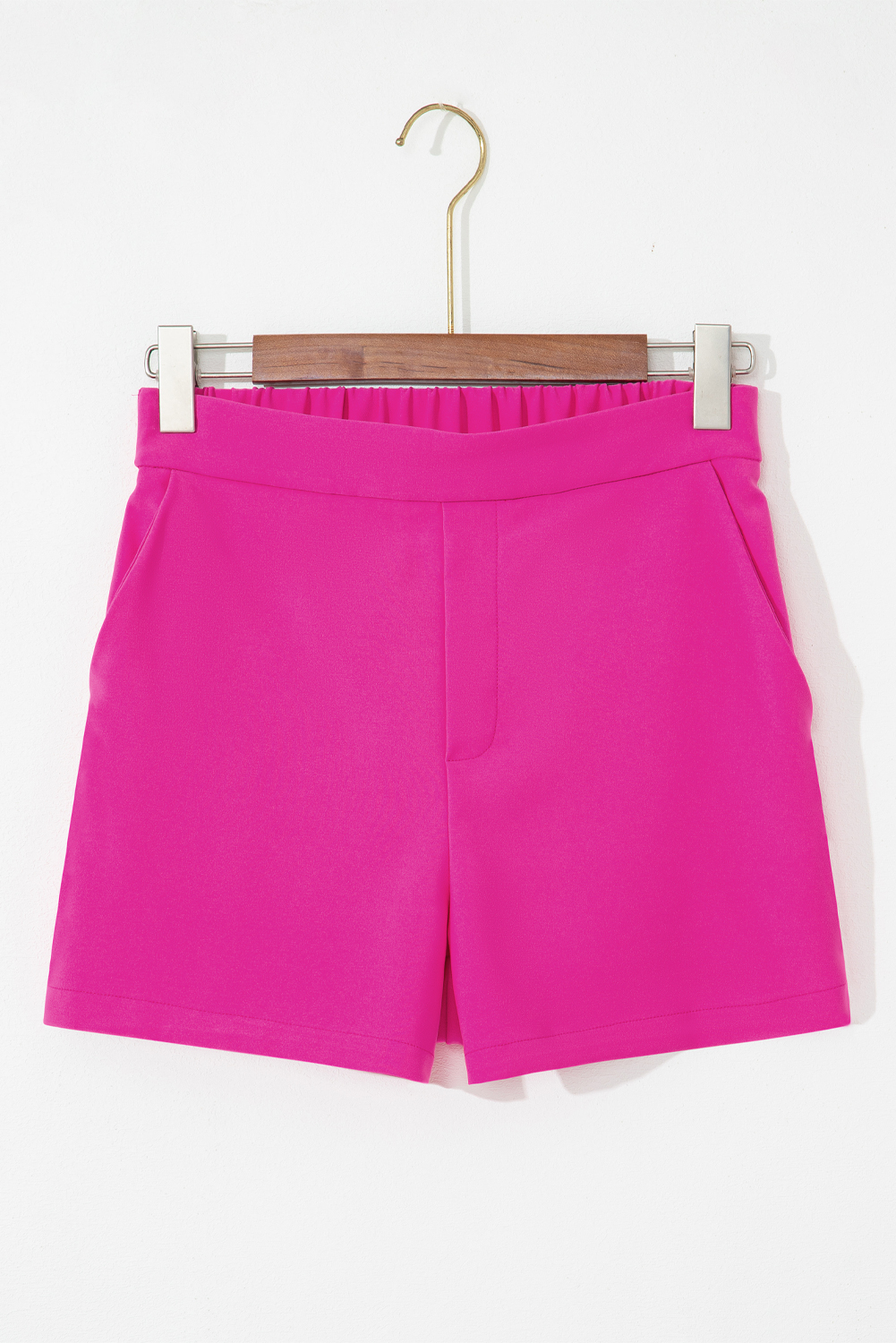 Sachet Pink Solid Color Pocketed Shorts