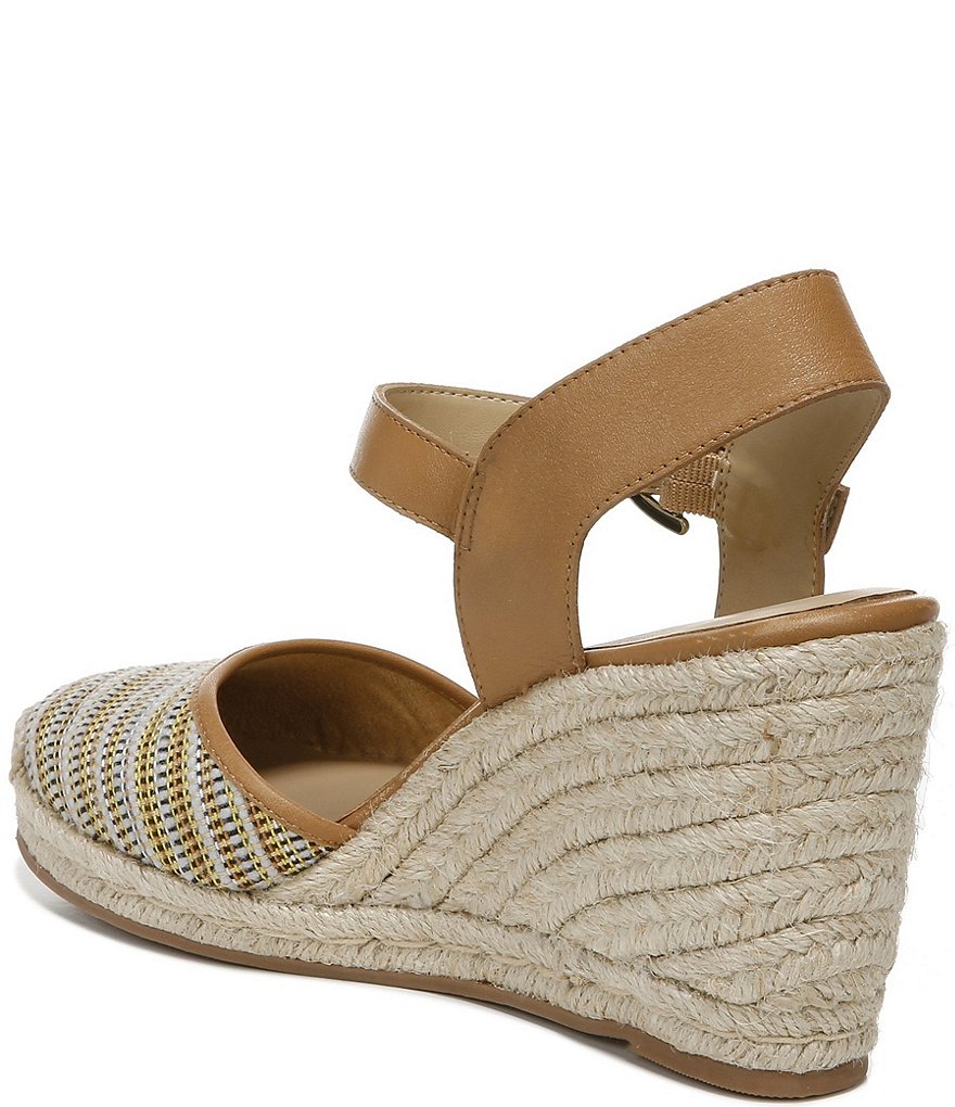 Gravity Defyer Women's G-Defy XLR8 Mesh Lace-Up Sneakers