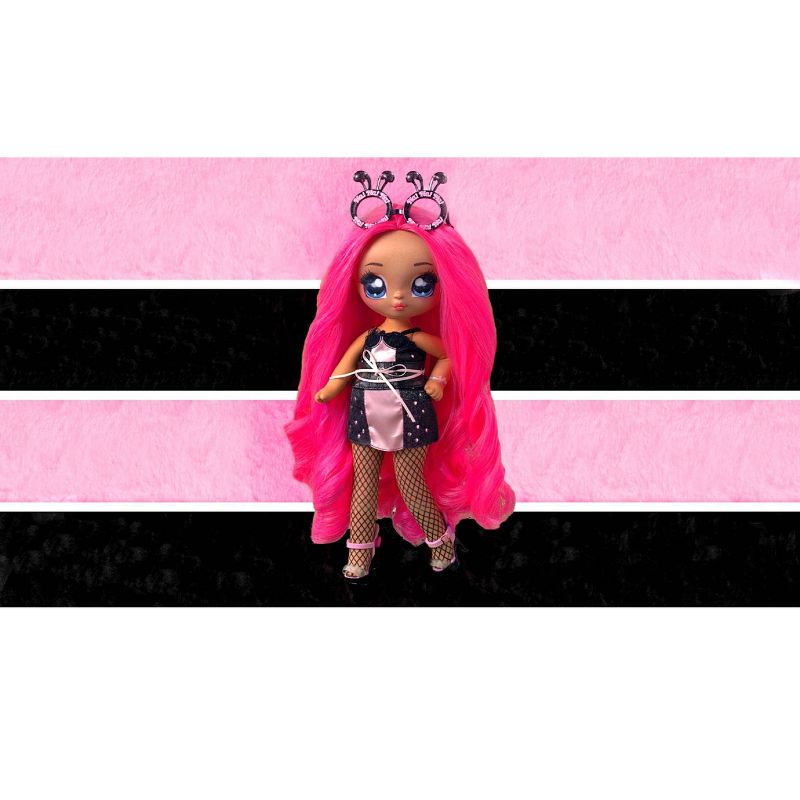 Na! Na! Na! Surprise Ultimate Surprise Black Bunny with Mix & Match Looks