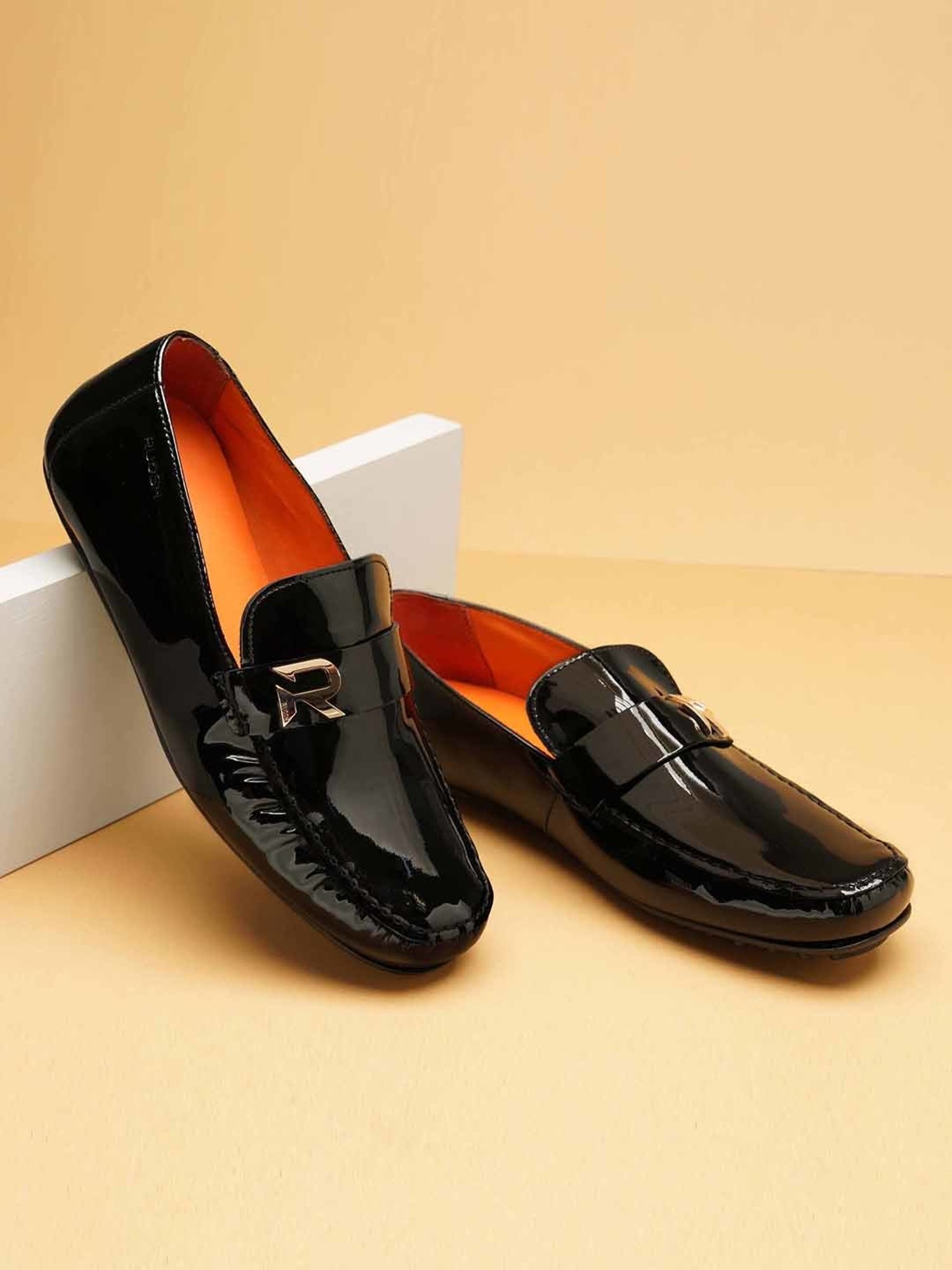 Ruosh Men's Black Casual Loafers
