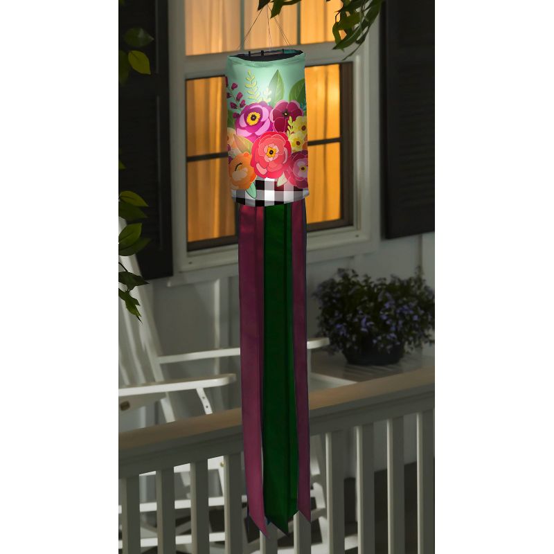 Evergreen Flag Floral Check Solar Motion Windsock