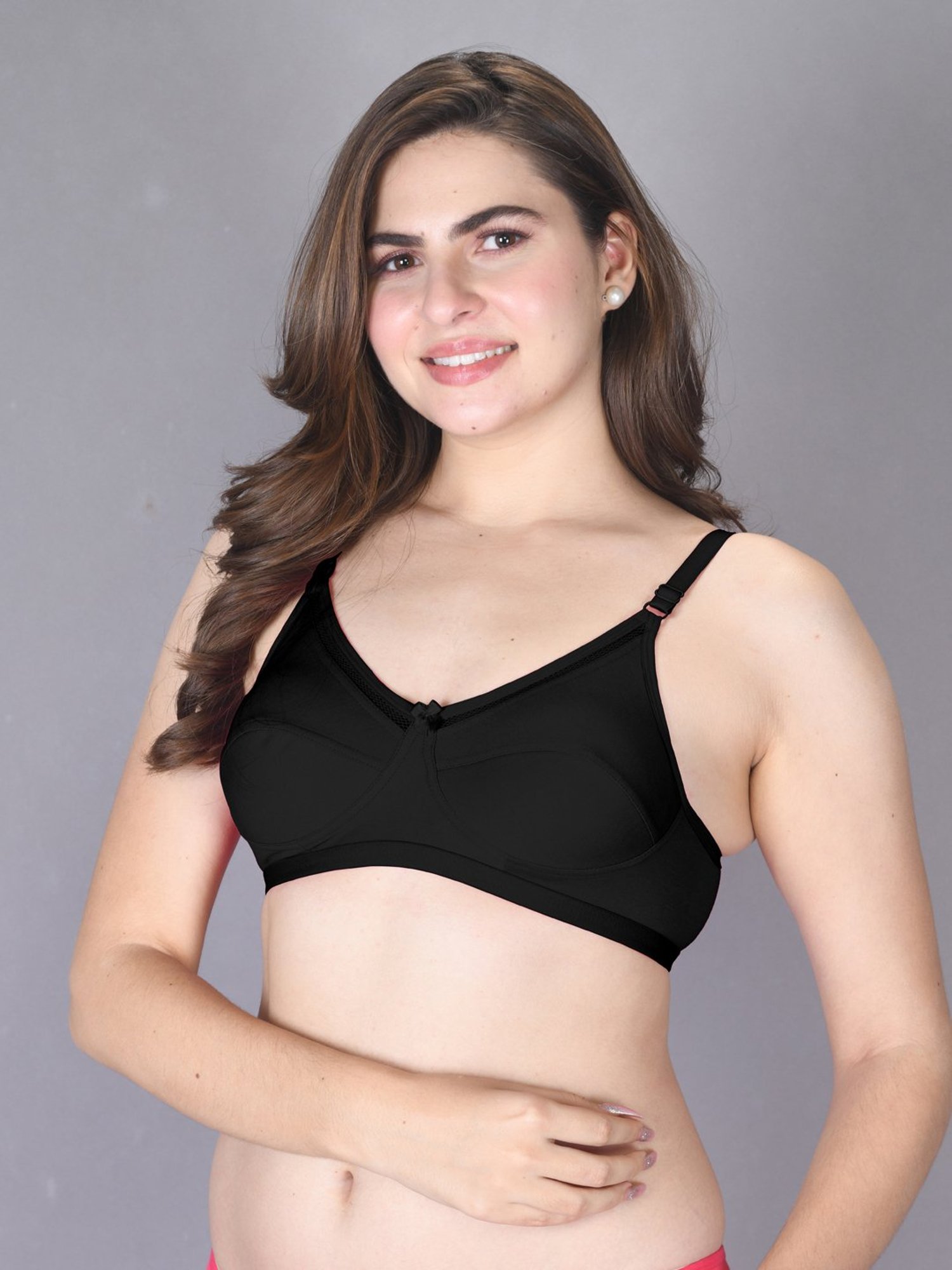 Lux Venus Black Full Coverage Non-Wired Bra With Adjustable Strap