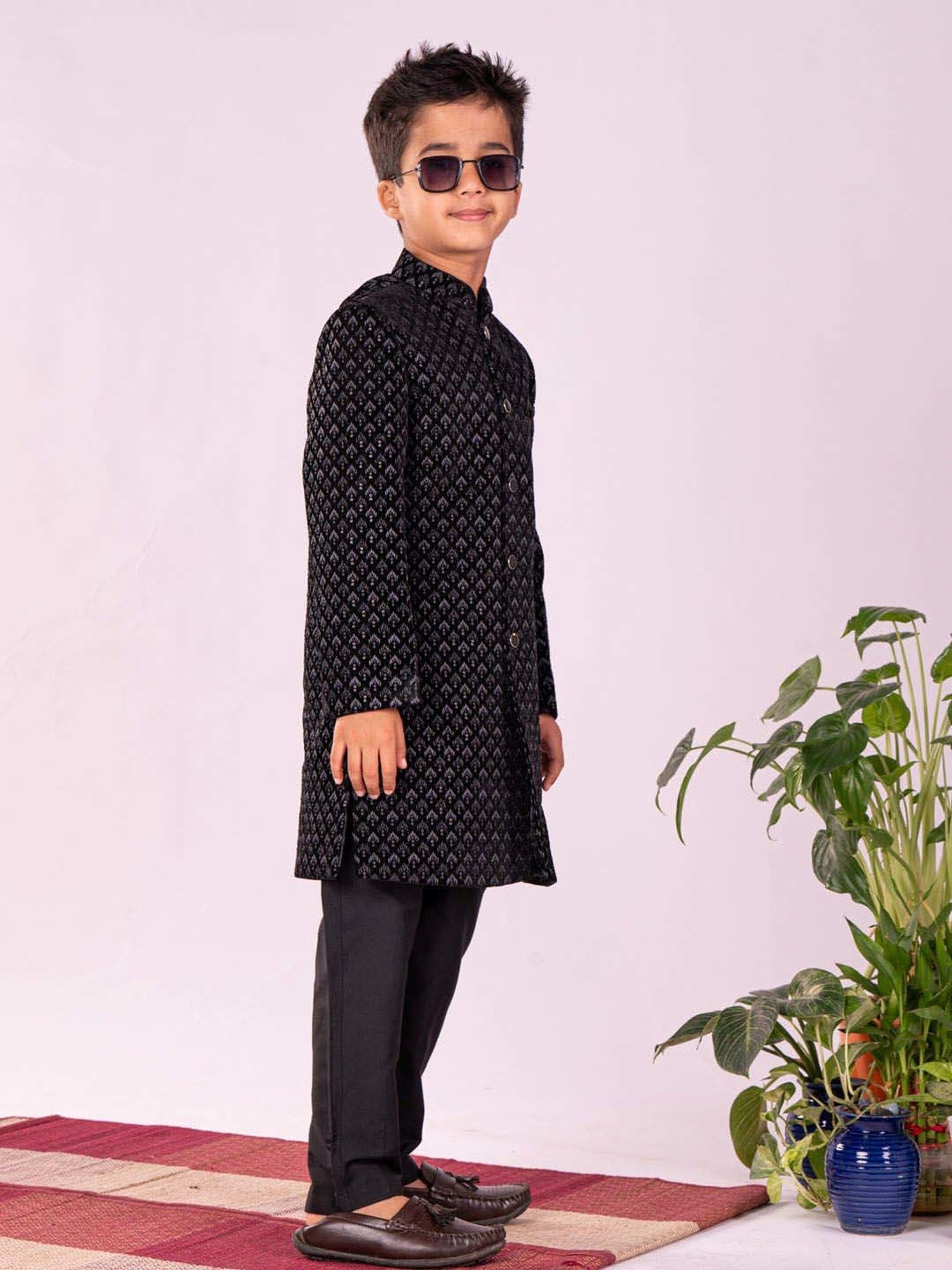 VASTRAMAY Boys Black Embroidery Full Sleeves Indowestern Sets