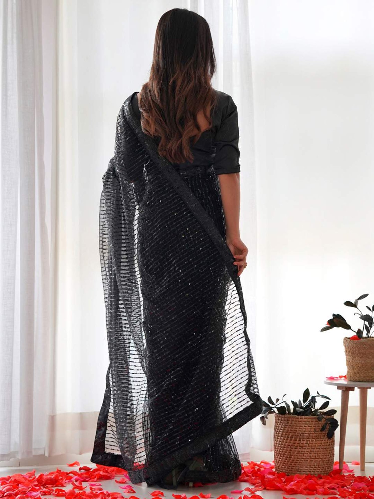 Unnati Silks Grey Cotton Printed Saree With Unstitched Blouse