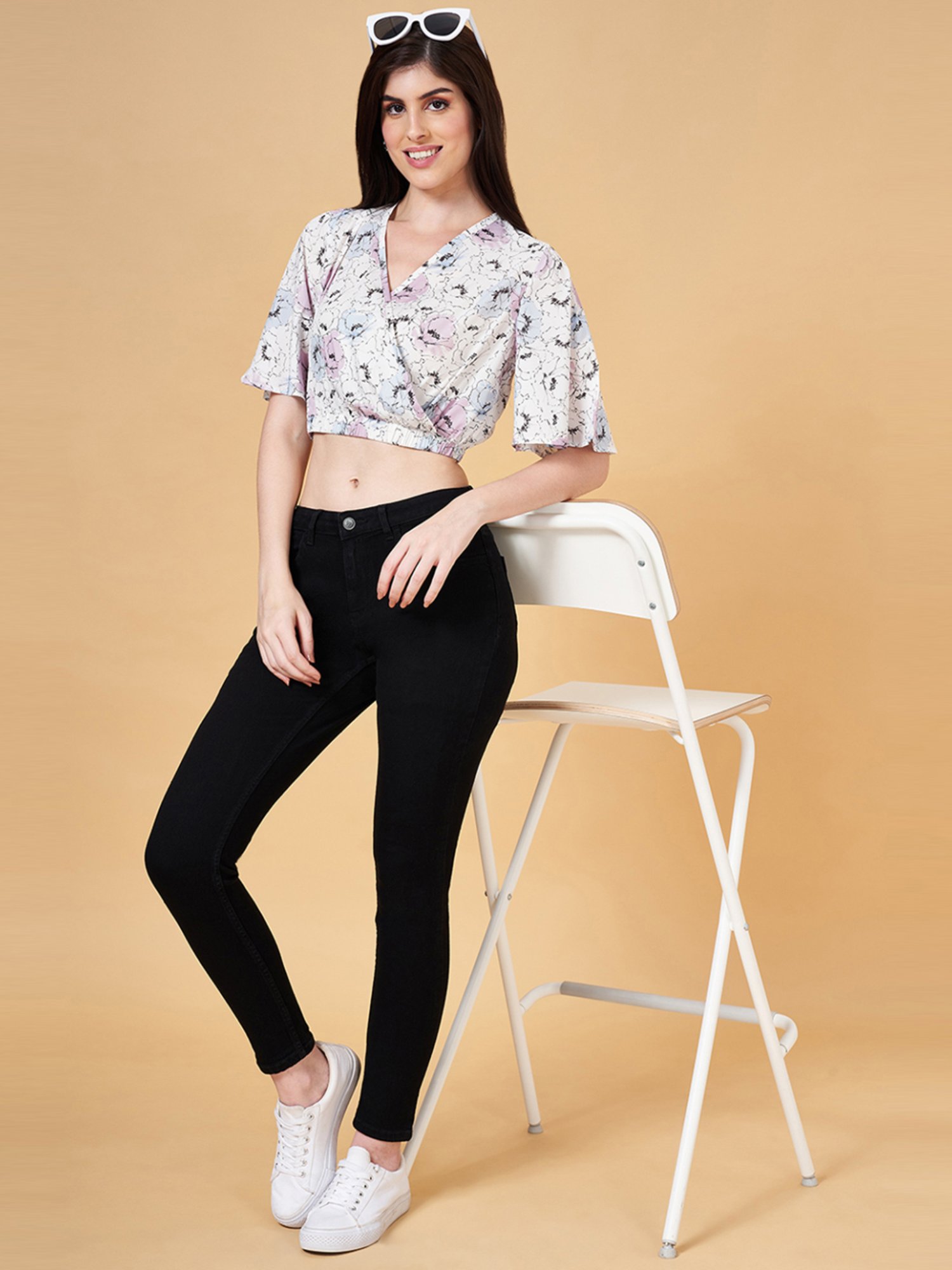 YU by Pantaloons White Cotton Printed Crop Top