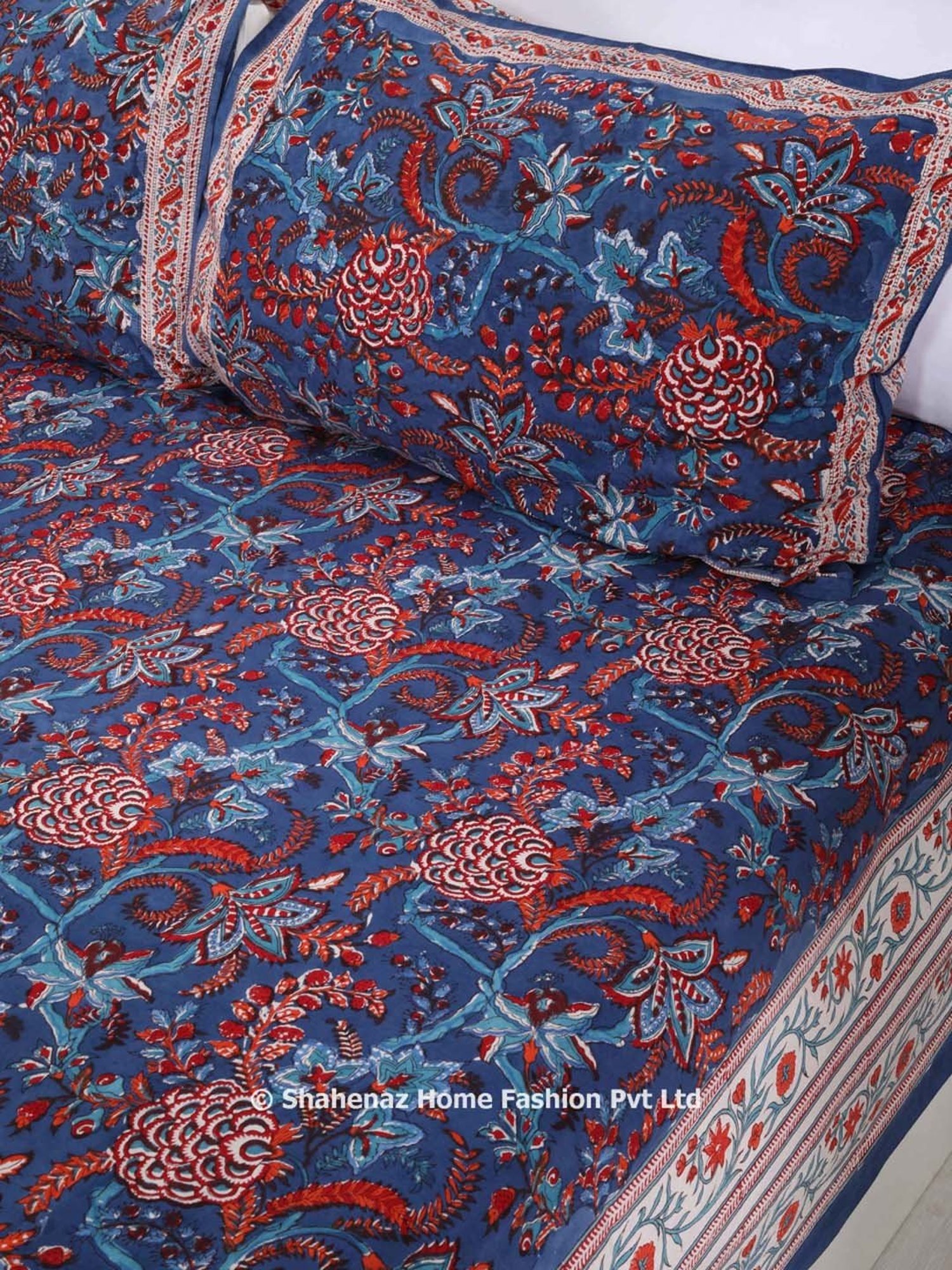 Shahenaz Navy Blue 220 TC Cotton Lagoon Single Bedsheet with 2 Pillow Covers