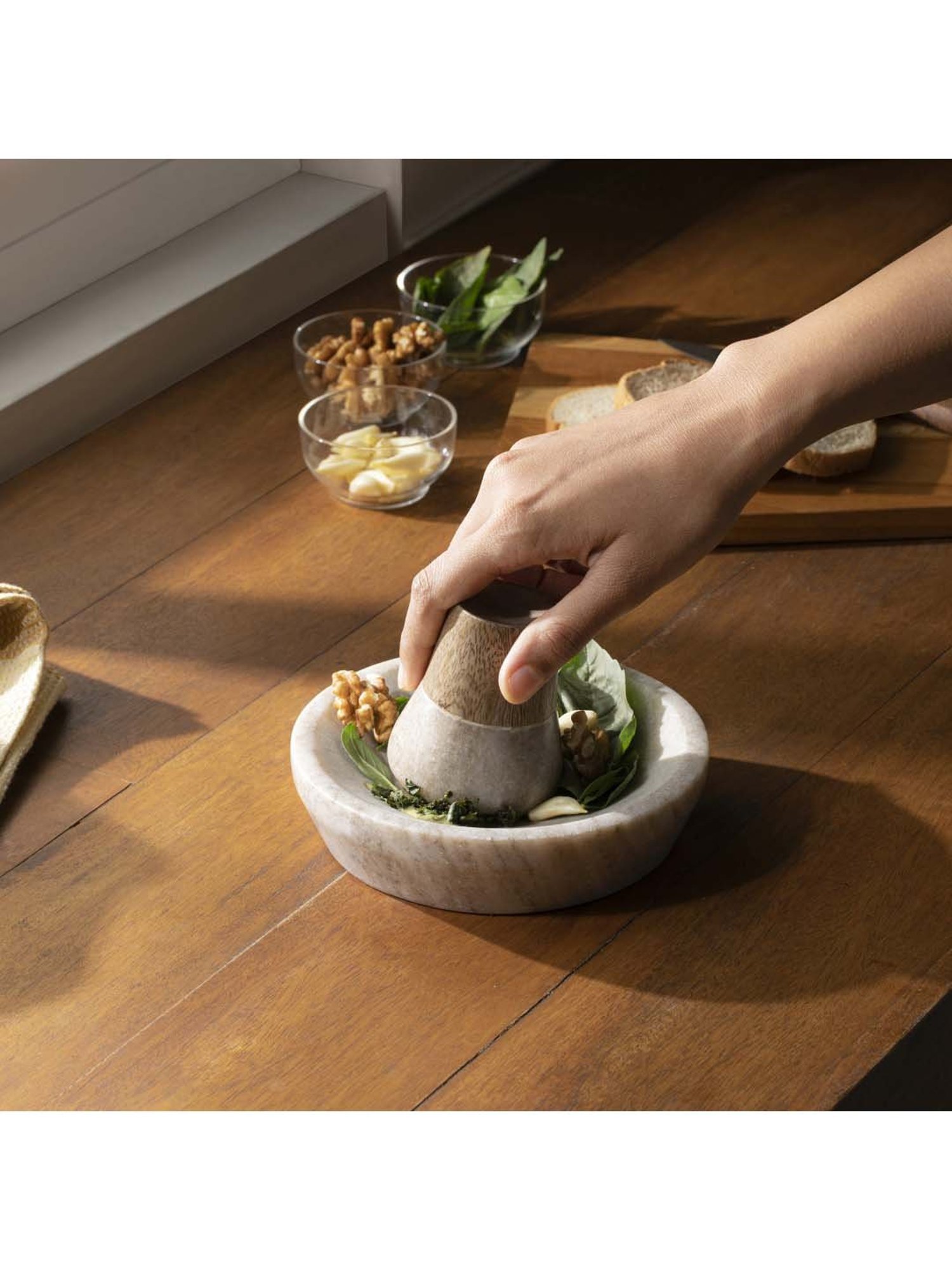 Ellementry 'Swirl & Grind' White & Brown Marble 14 cm Mortal & Pestle Set