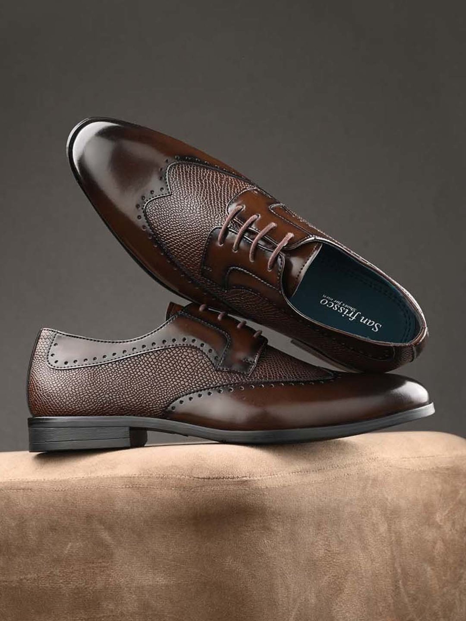 San Frissco Men's Brown Derby Shoes