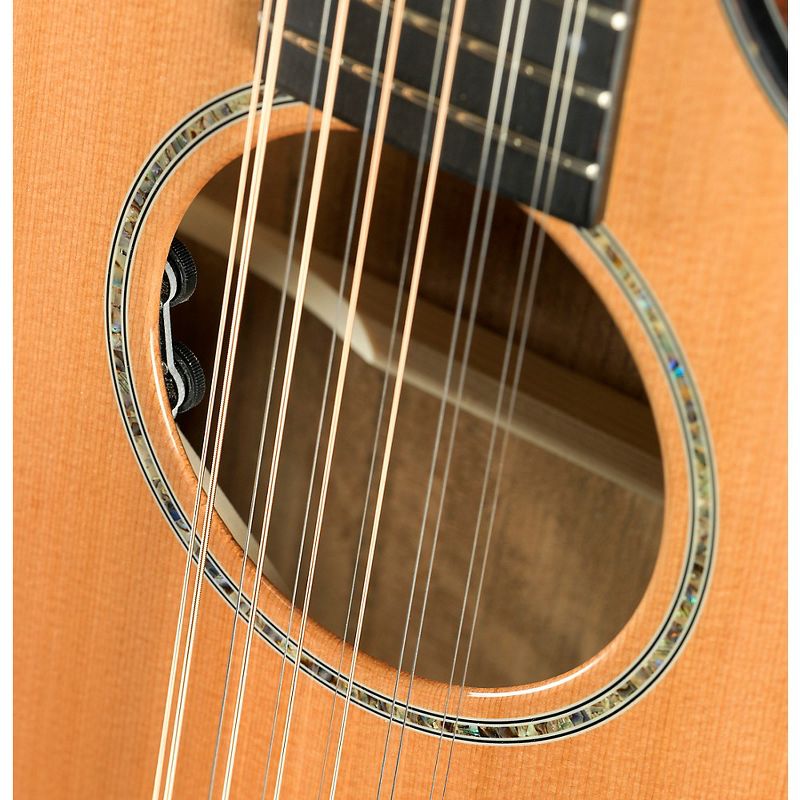 Breedlove Solo Concert Cutaway CE 12-string Acoustic-Electric Guitar Natural