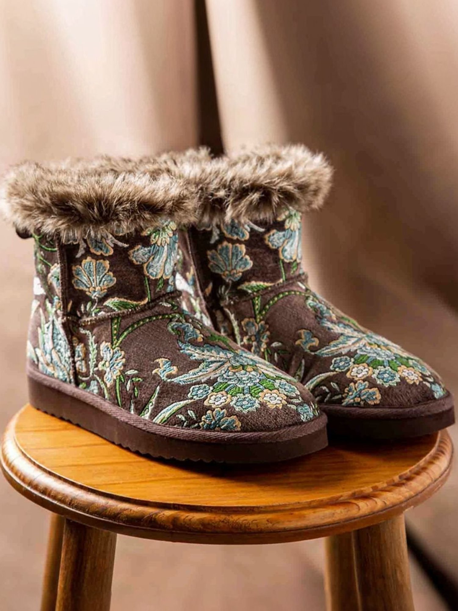 Saint G Women's Winifred Grey Snow Boots