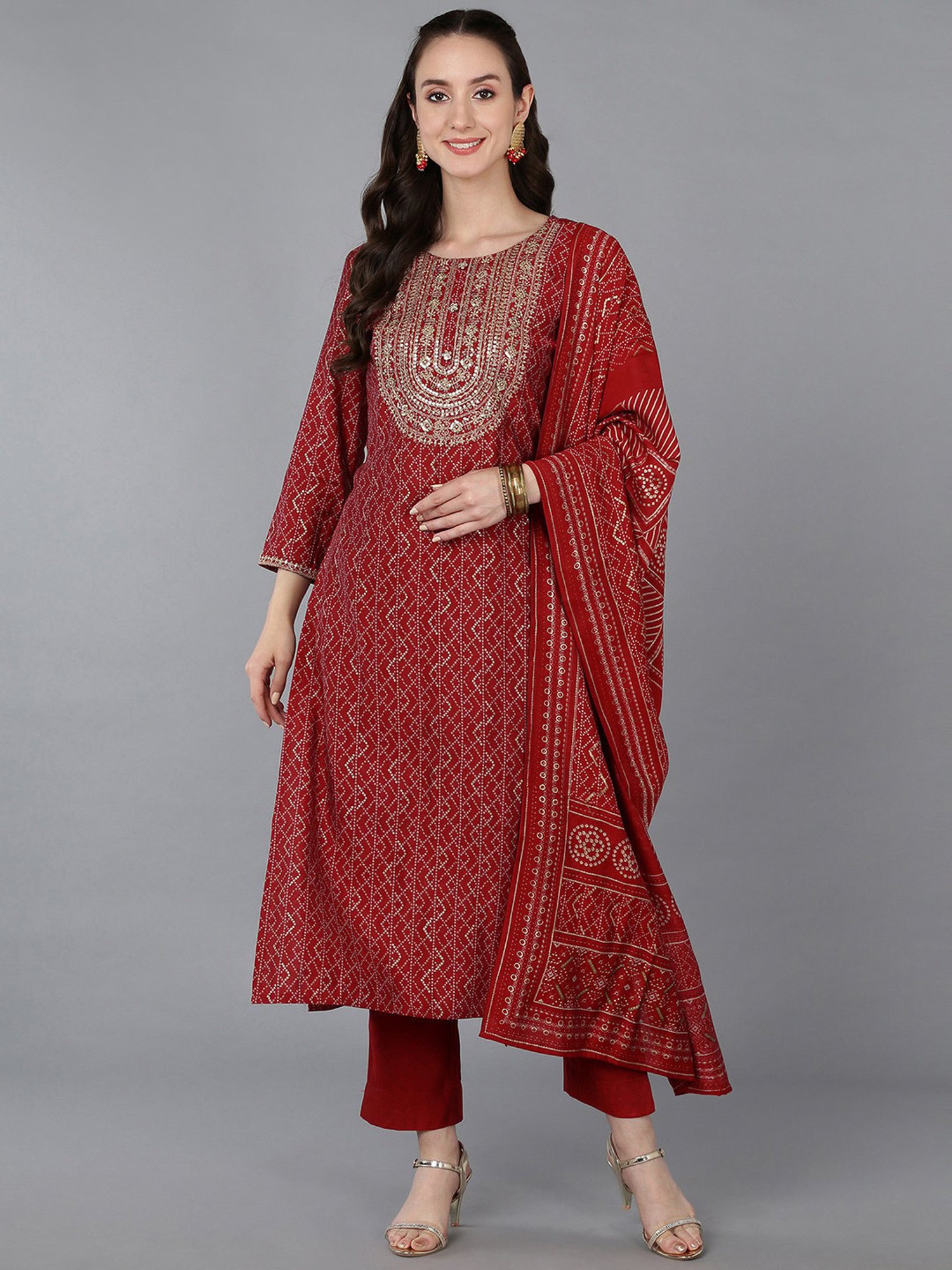 Vaamsi Red Embroidered Kurta Pant Set With Dupatta