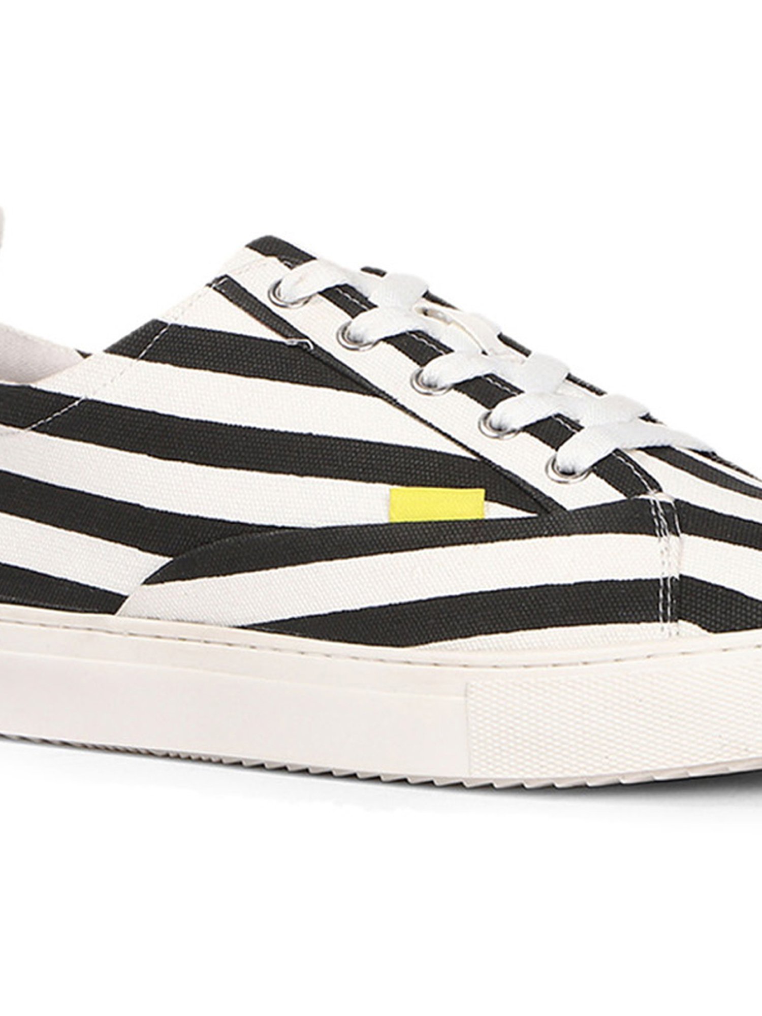 Forever 21 Men's White Casual Sneakers