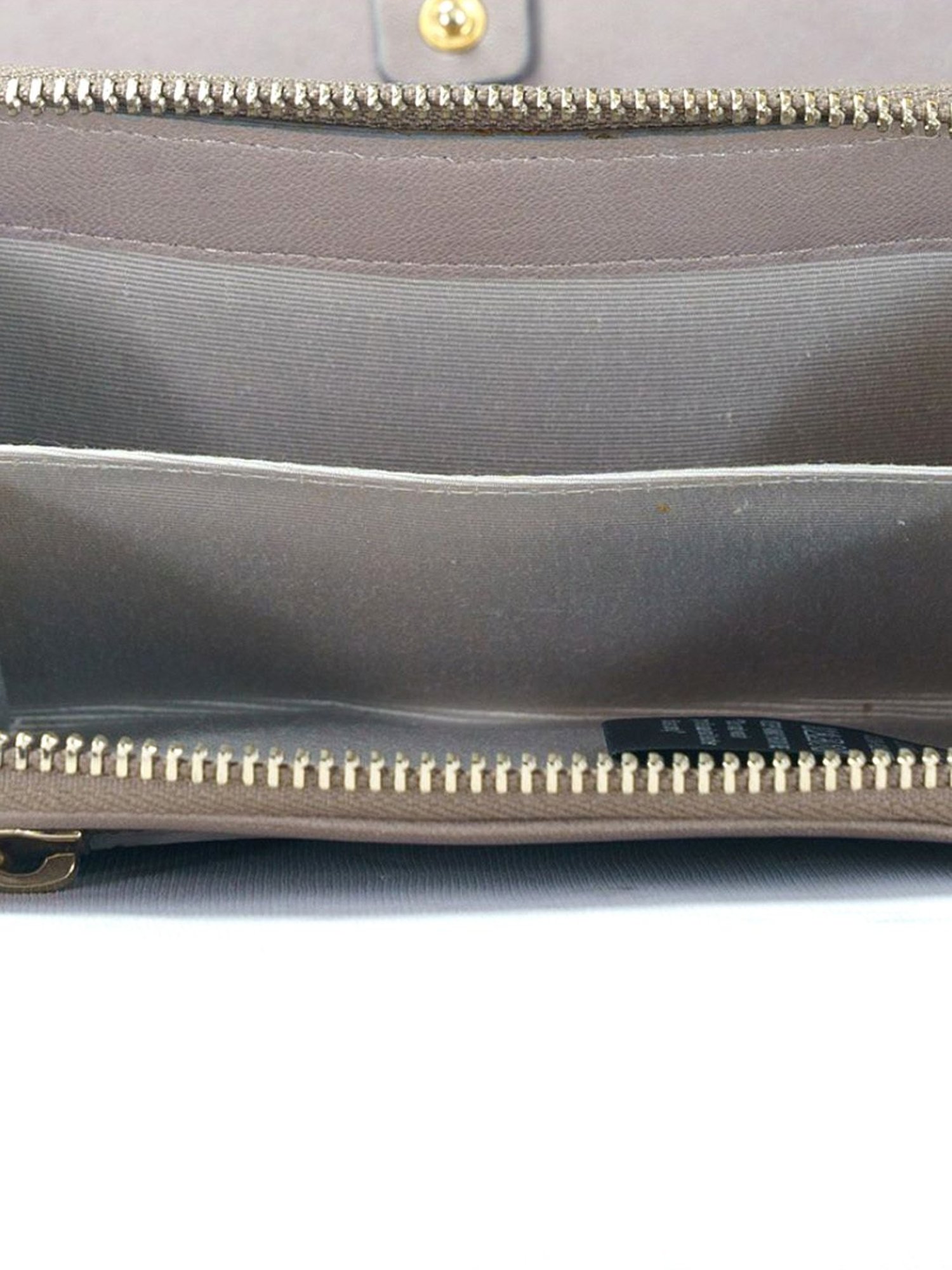 RI2K London Grey Leather Zip around Wallet