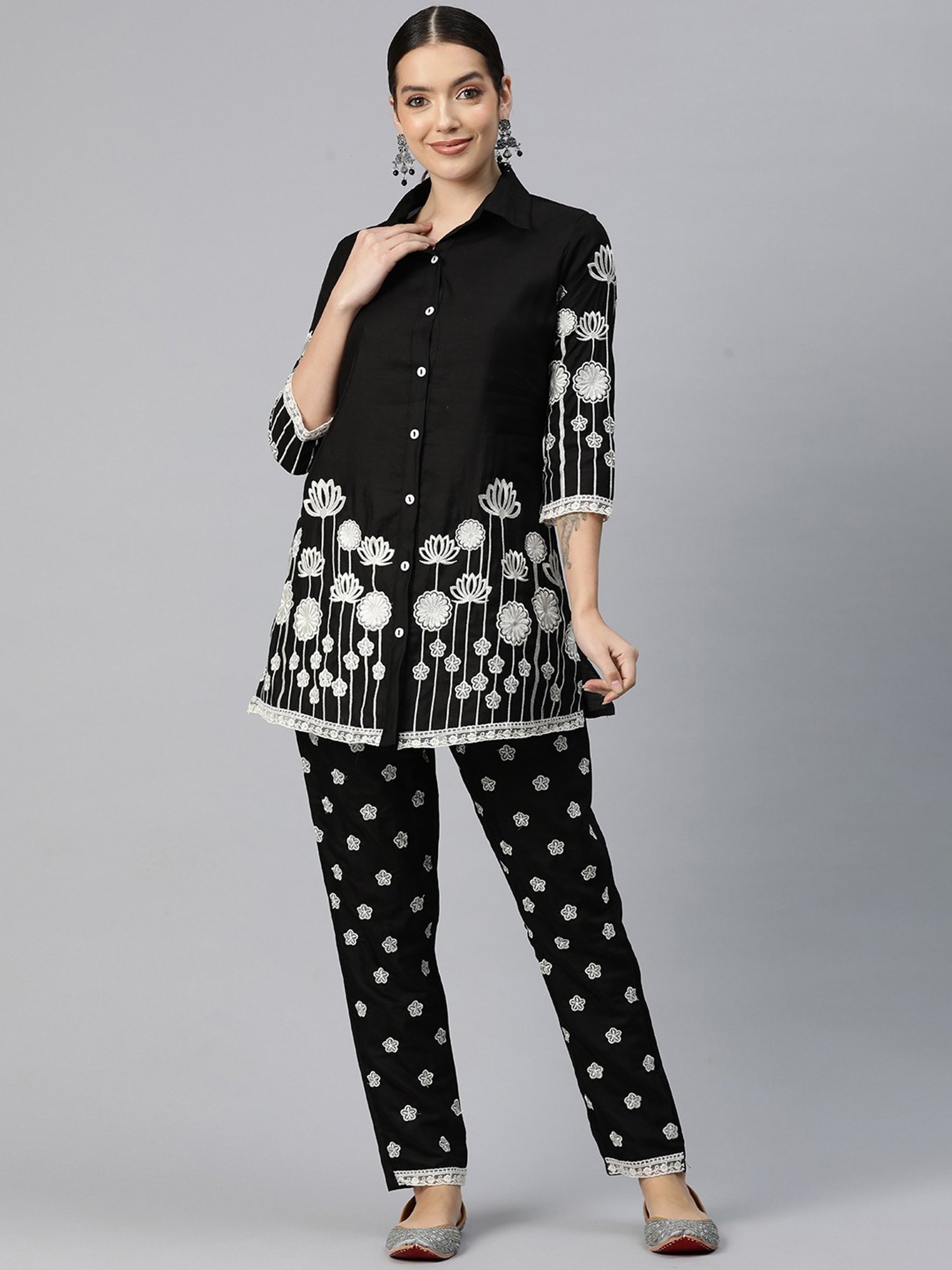 READIPRINT FASHIONS Black Embroidered Shirt Pant Set