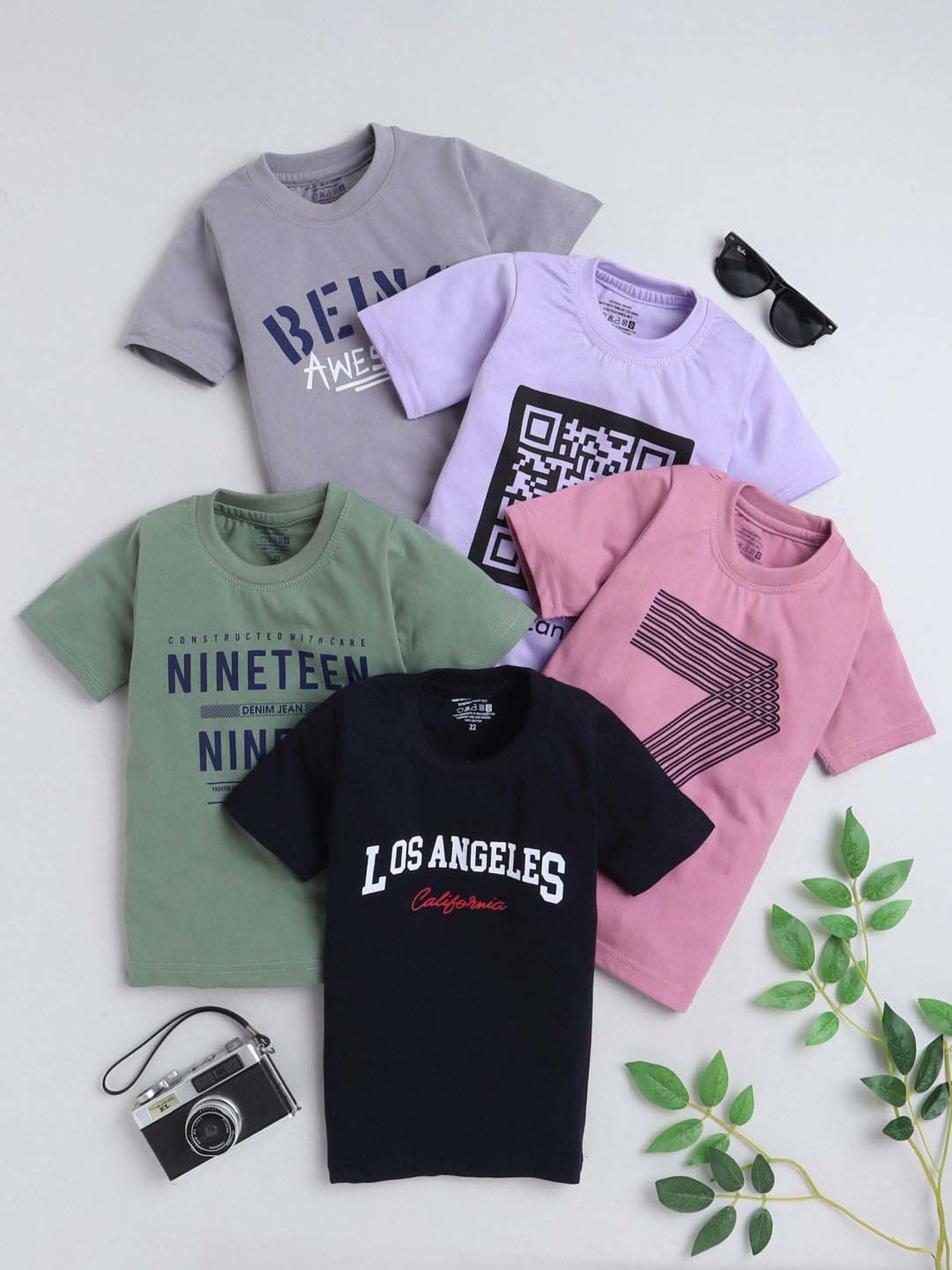 Fourfolds Unisex Multicolor Printed T-Shirt