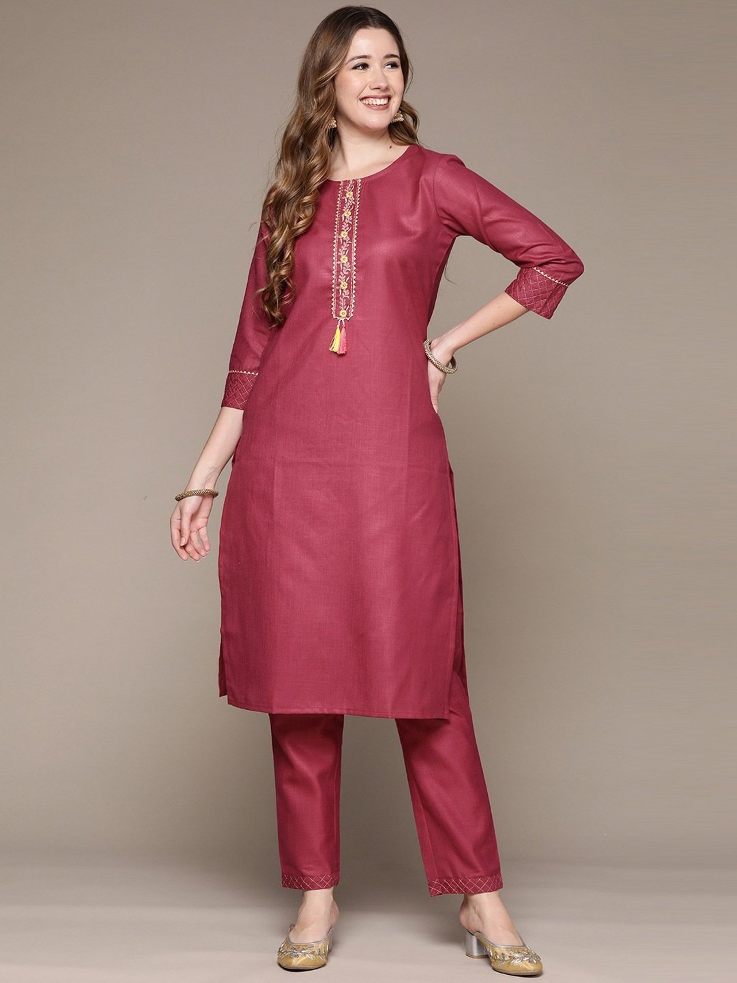 Anubhutee Purple Embroidered Kurta Pant Set