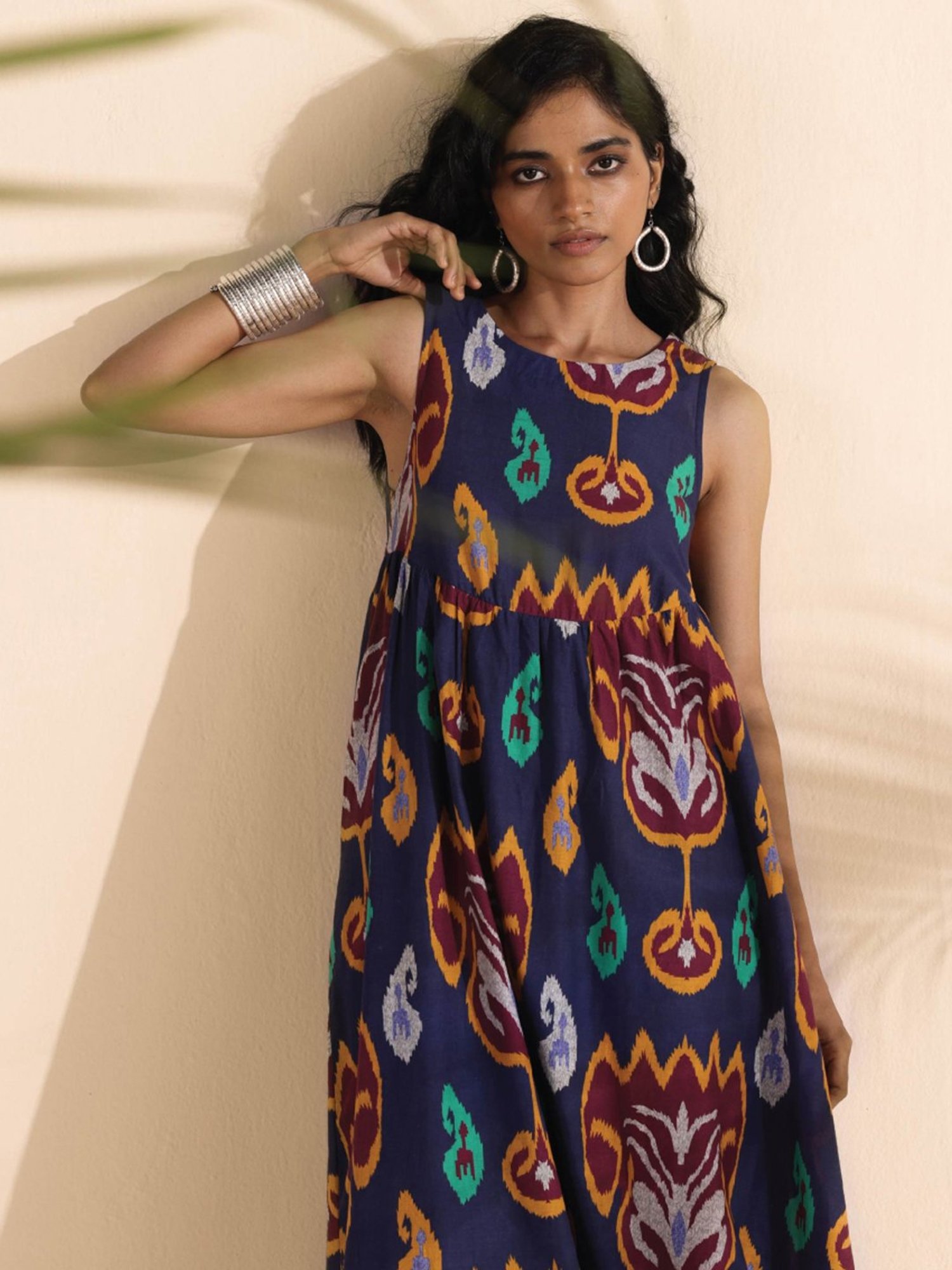 true Browns Blue Printed Maxi Dress