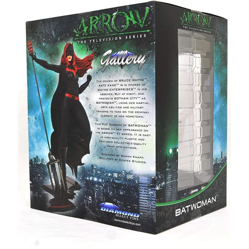 Diamond Select DC Gallery 9 Inch PVC Statue | Elseworld Batwoman