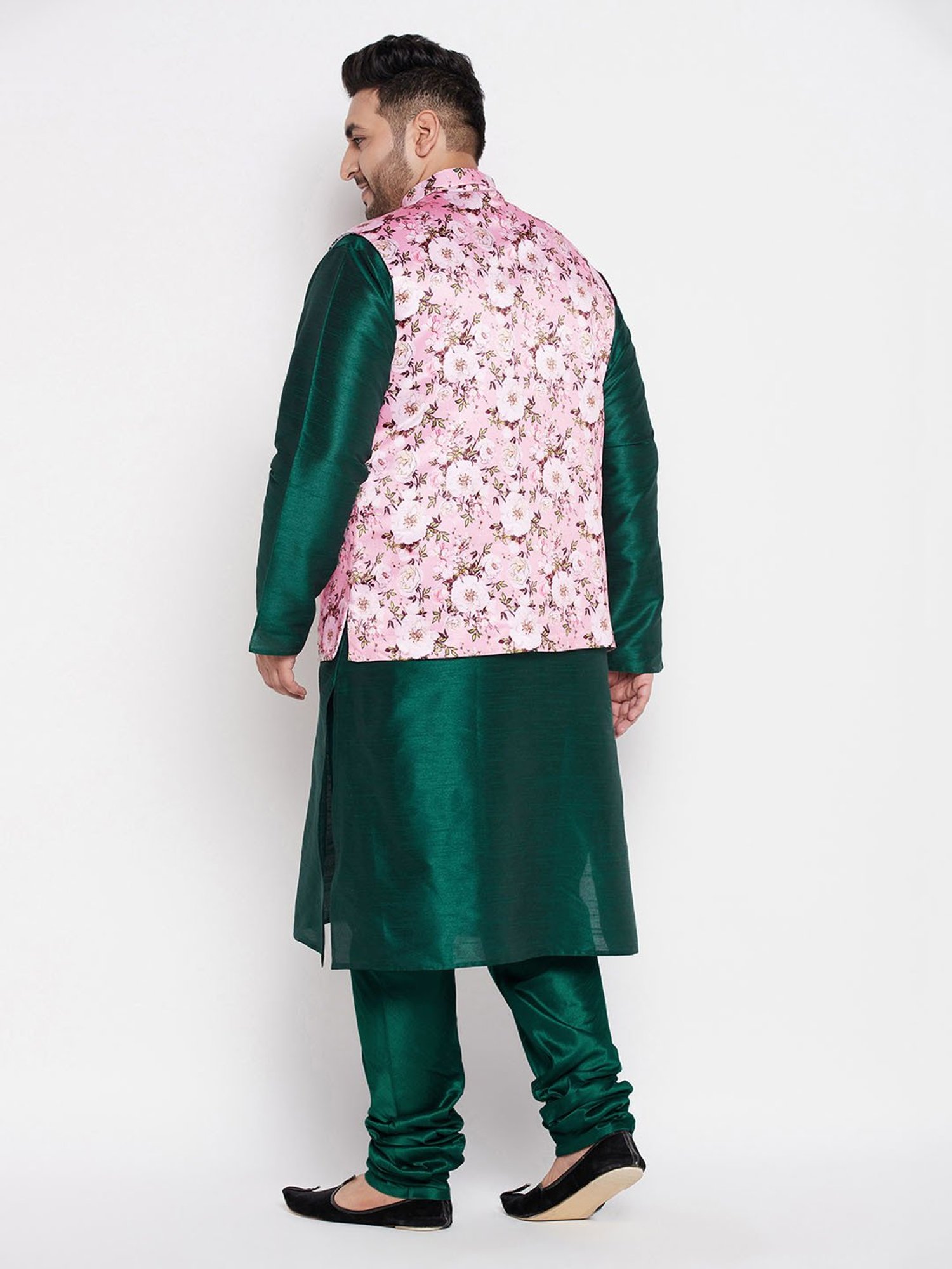 Vastramay Green And Pink Silk Blend Jacket Kurta Pyjama Set