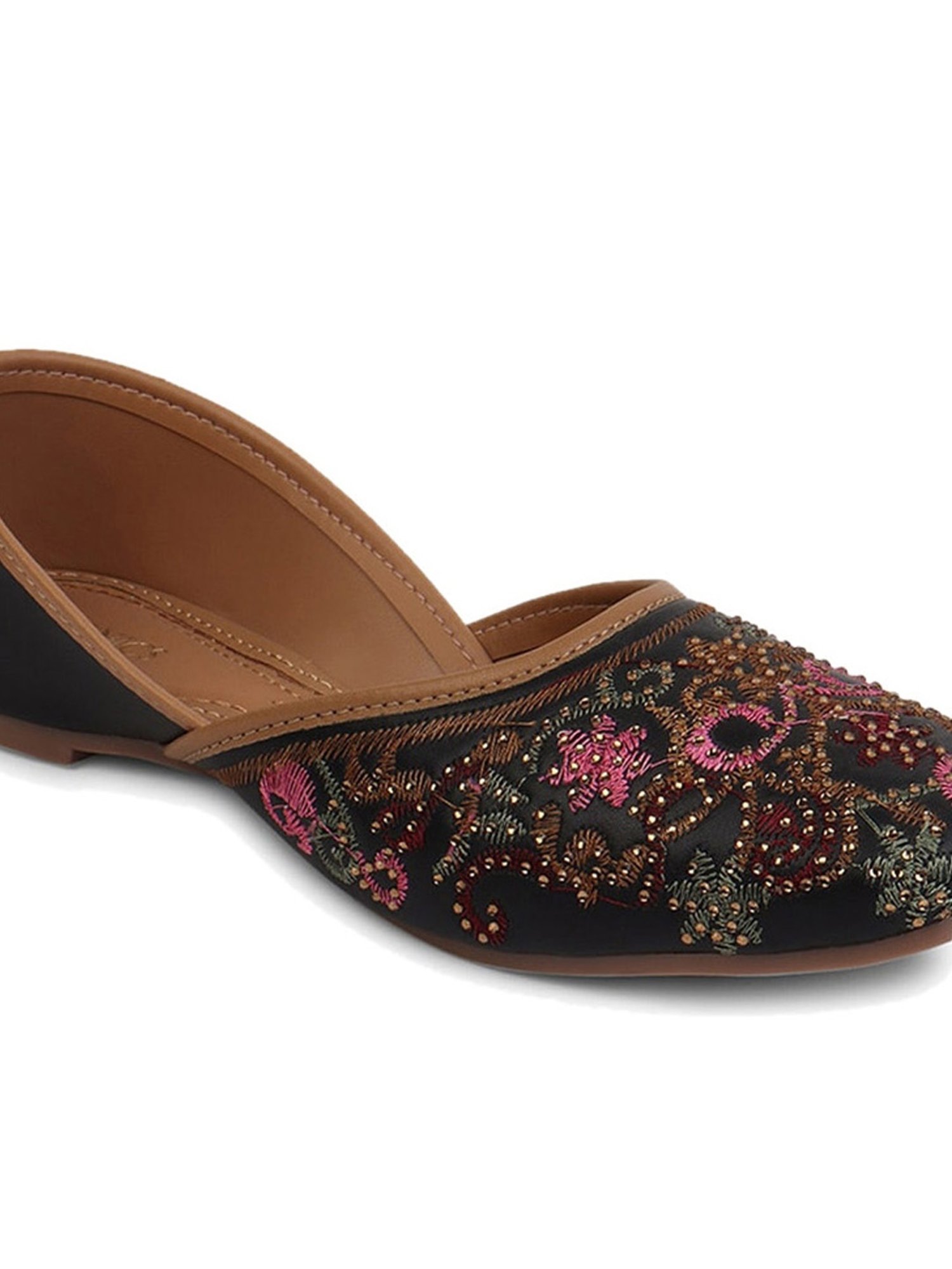 Iconics Women's Black Ethnic Juttis