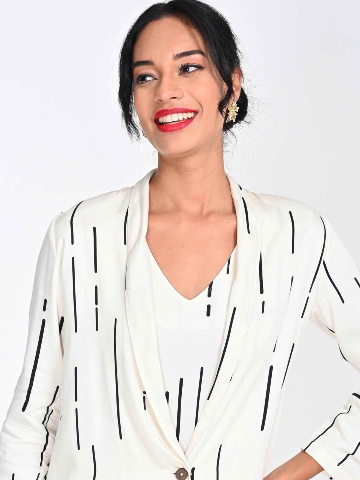 Saltpetre Women Modal Cedar Print Cream Shawl Collar Blazer