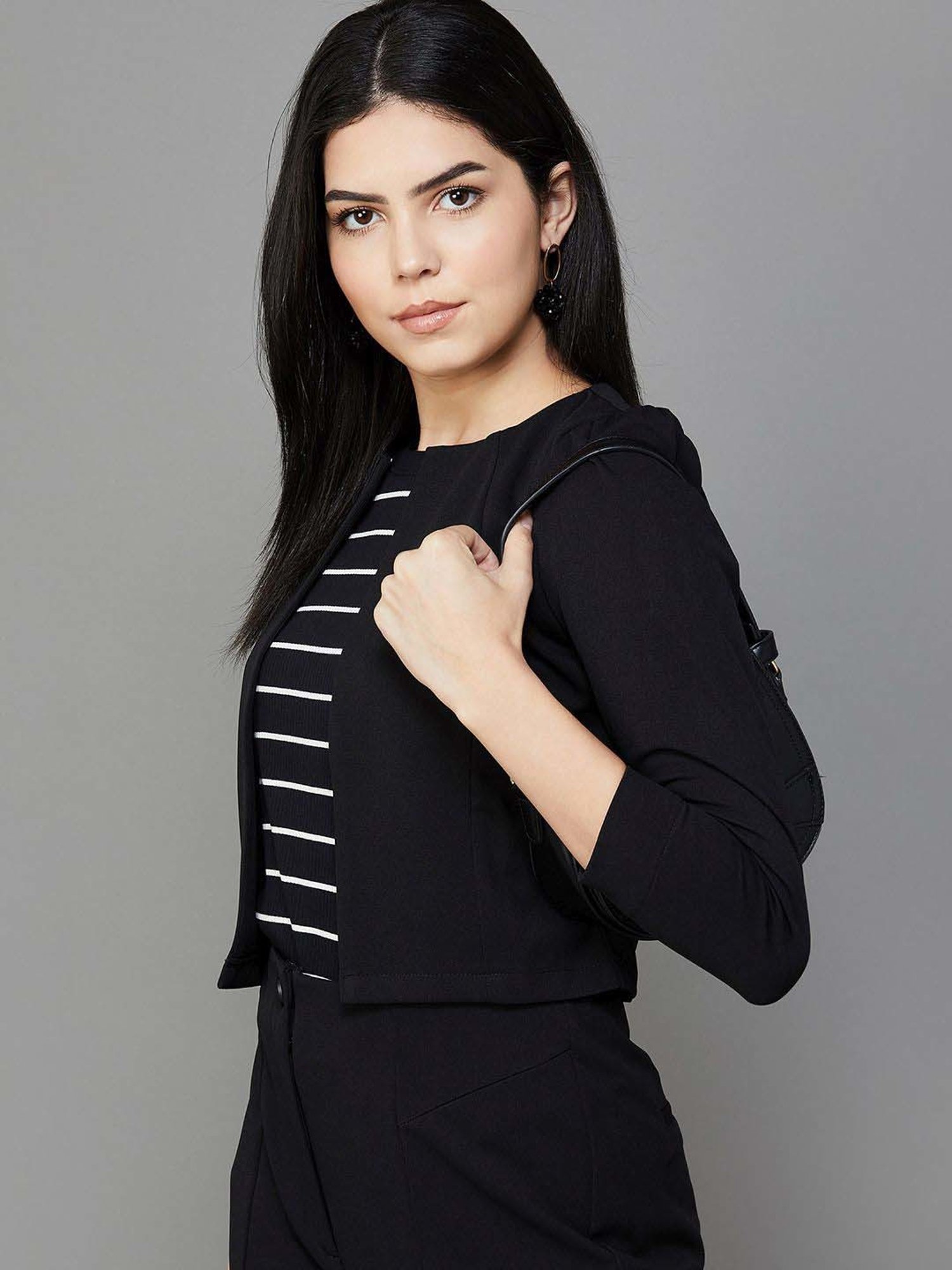Code by Lifestyle Black Plain Shrug