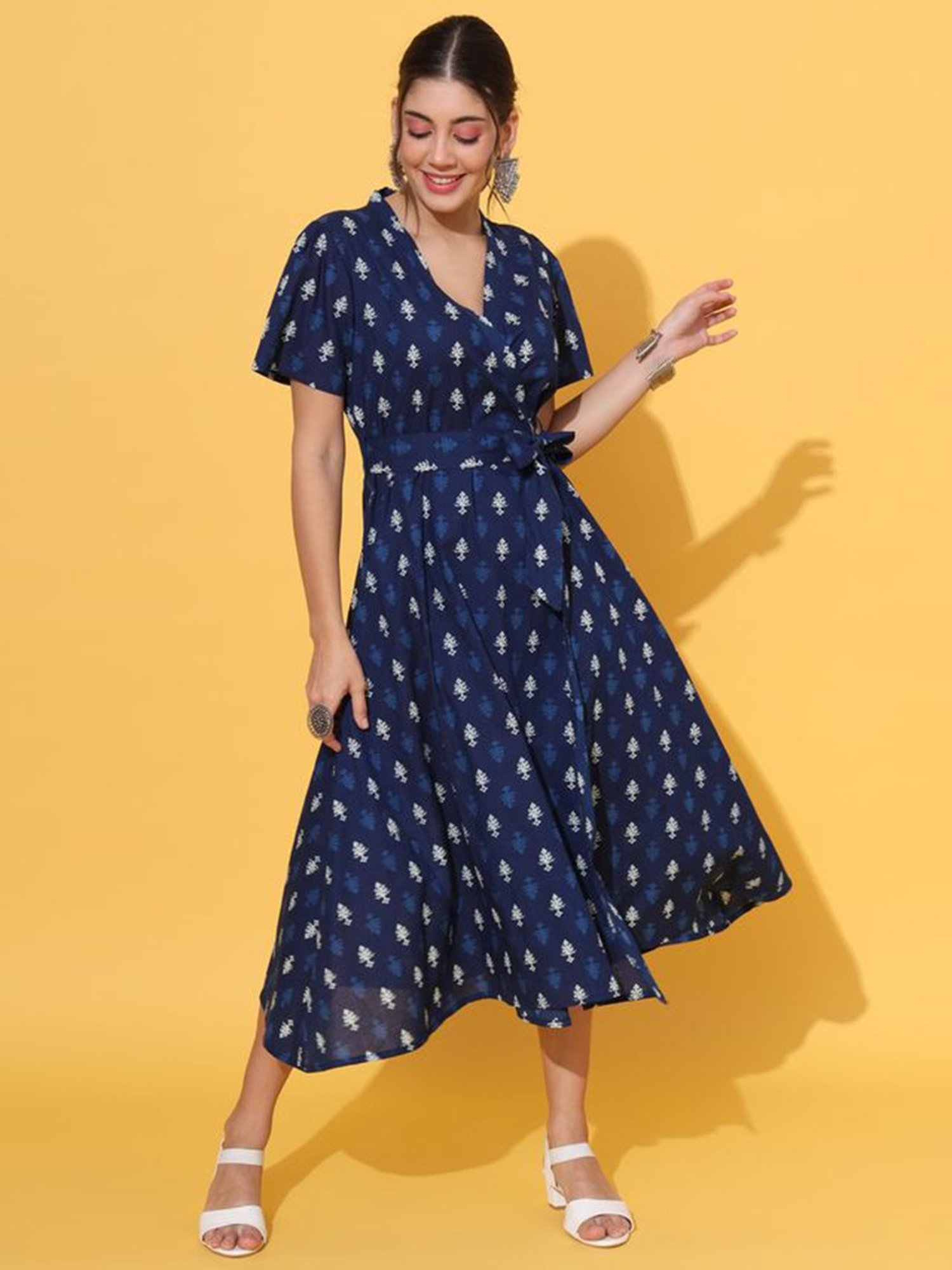 DECKEDUP Navy Printed Midi Dress